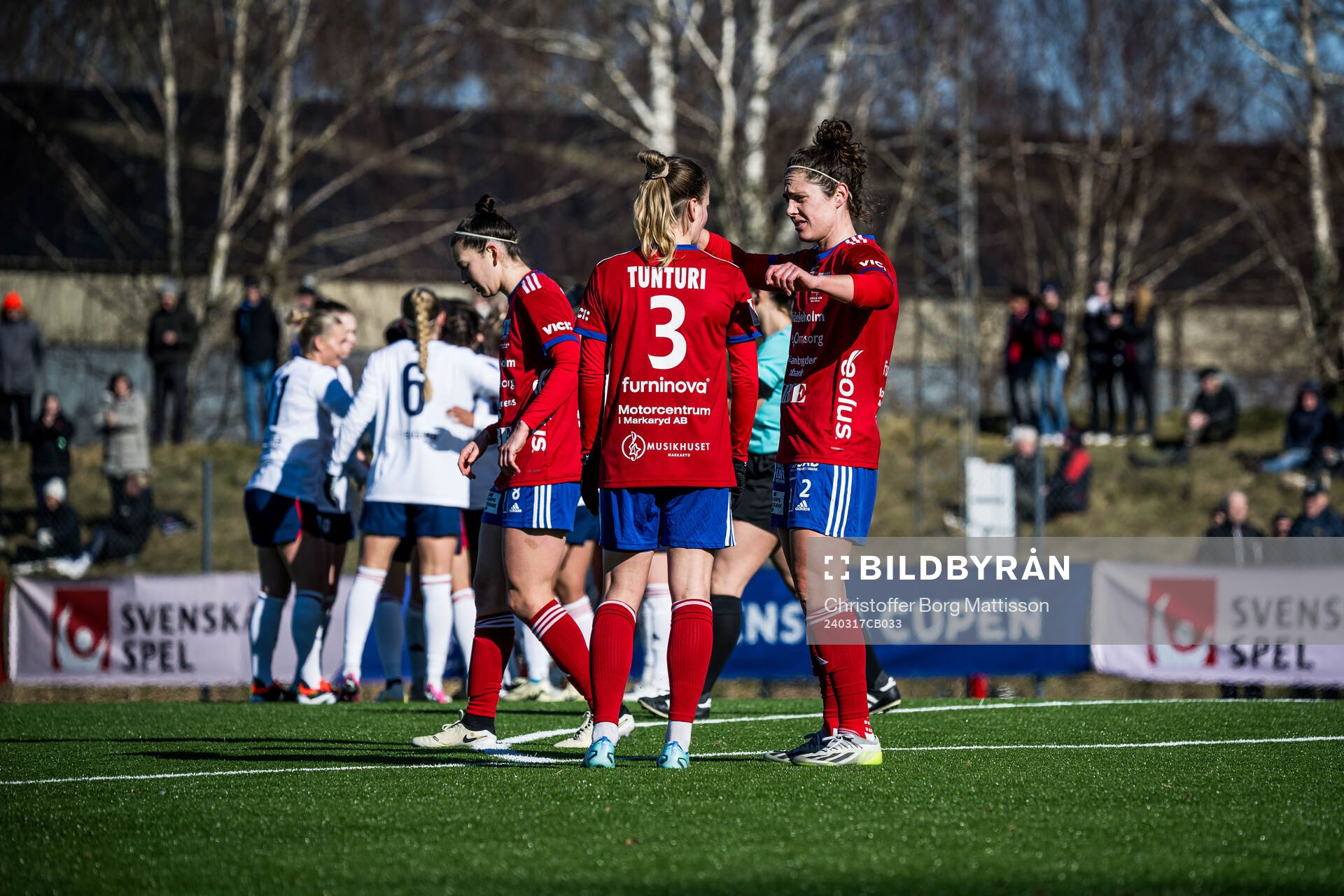 Vittsjös Shannon Woeller och Julia Tunturi