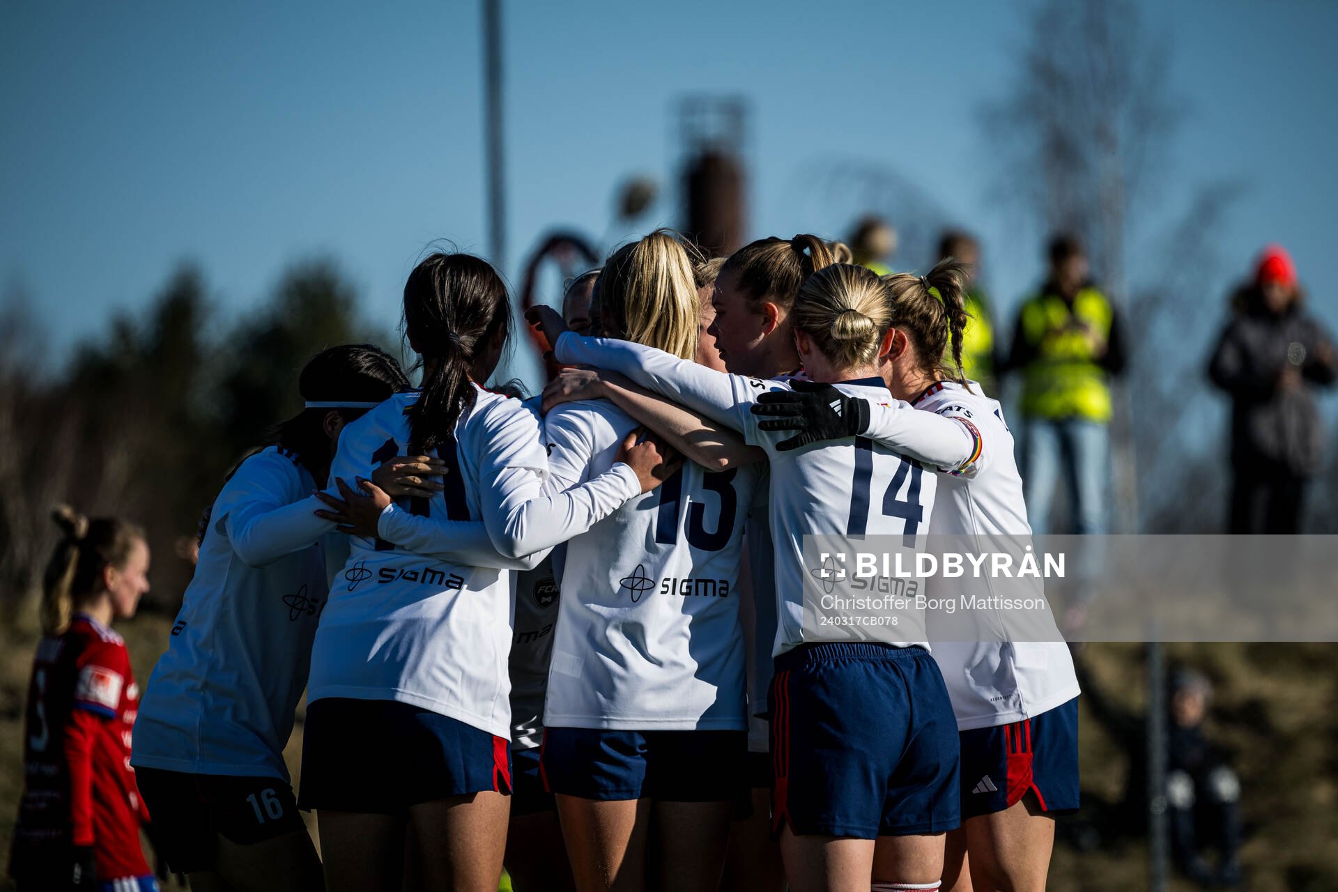FC Rosengårds Momoko Tanikawa jublar