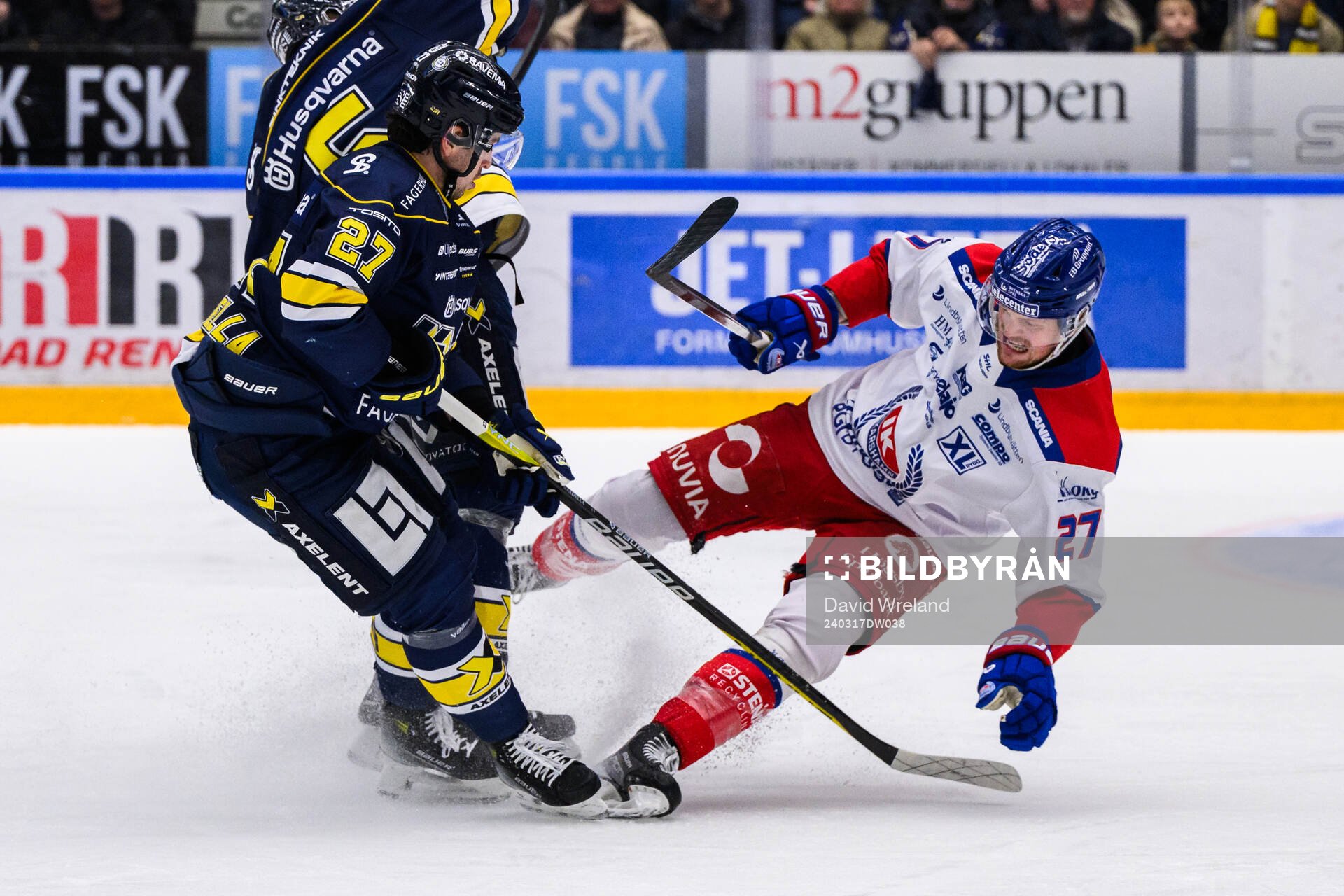 HV71s Bobby Nardella och Oskarshamns Austin Wagner