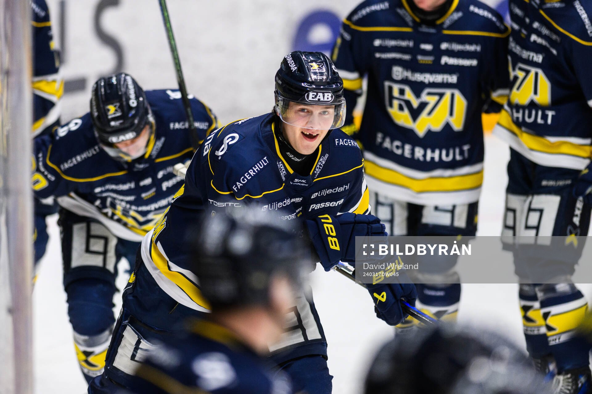 HV71s Henrik Borgström jublar