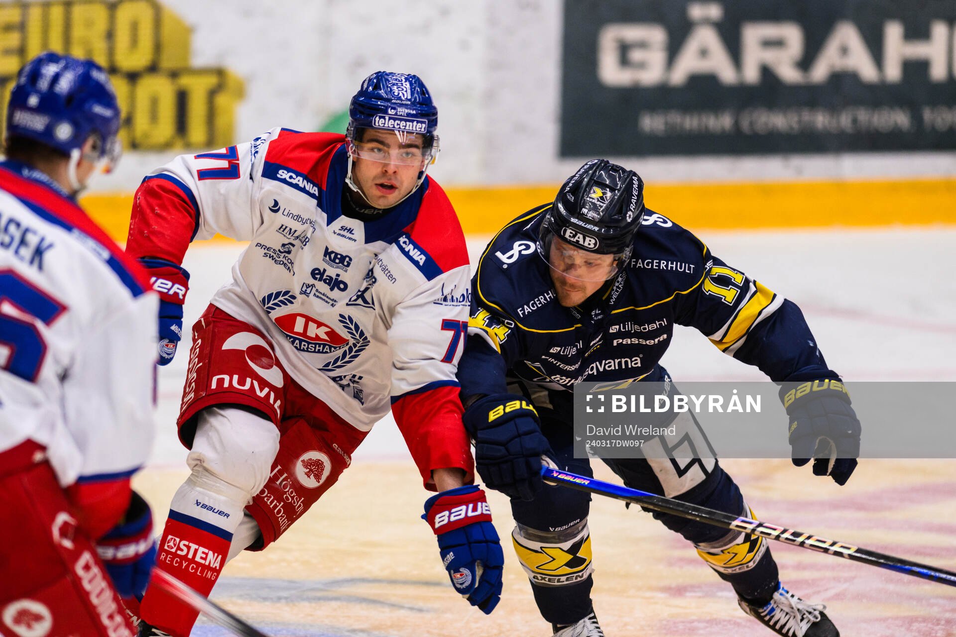 Oskarshamns Viktor Lodin och HV71s Simon Önerud