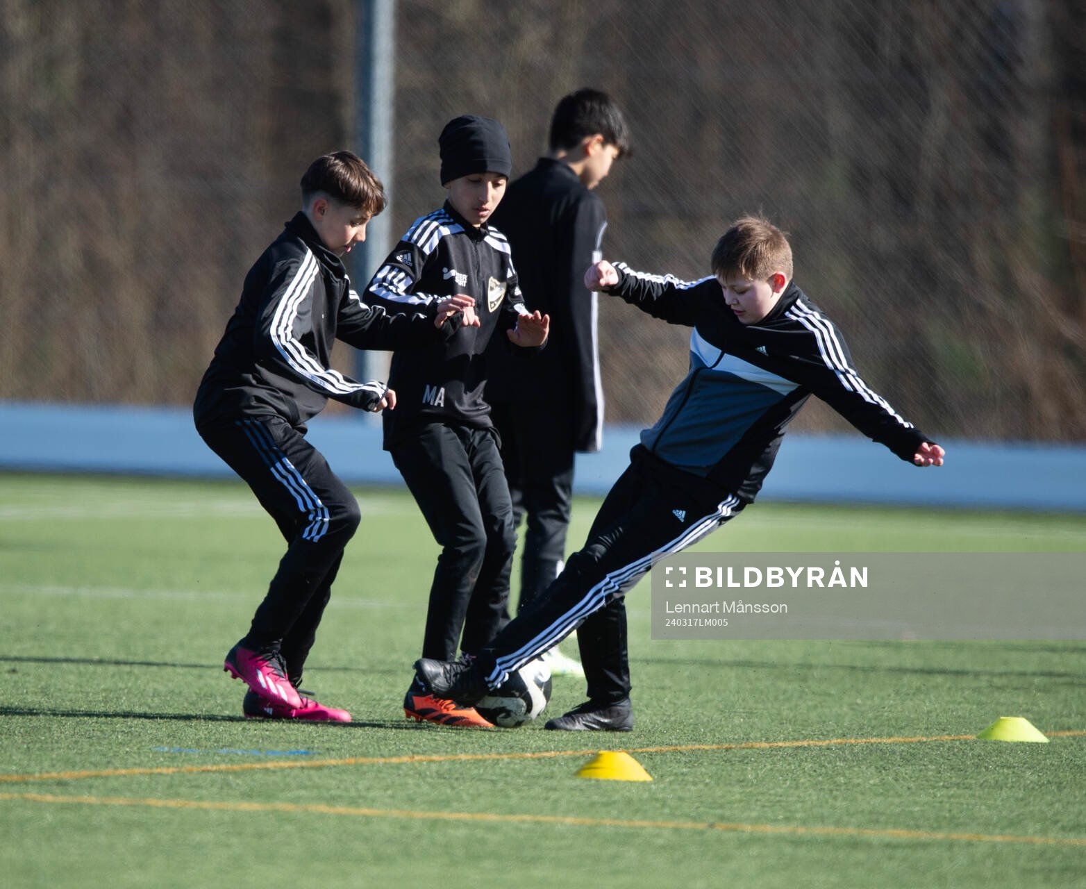 IFK Hässleholms pojkar födda 2011, U13, tränar i Hässleholm 17 mars 2024.