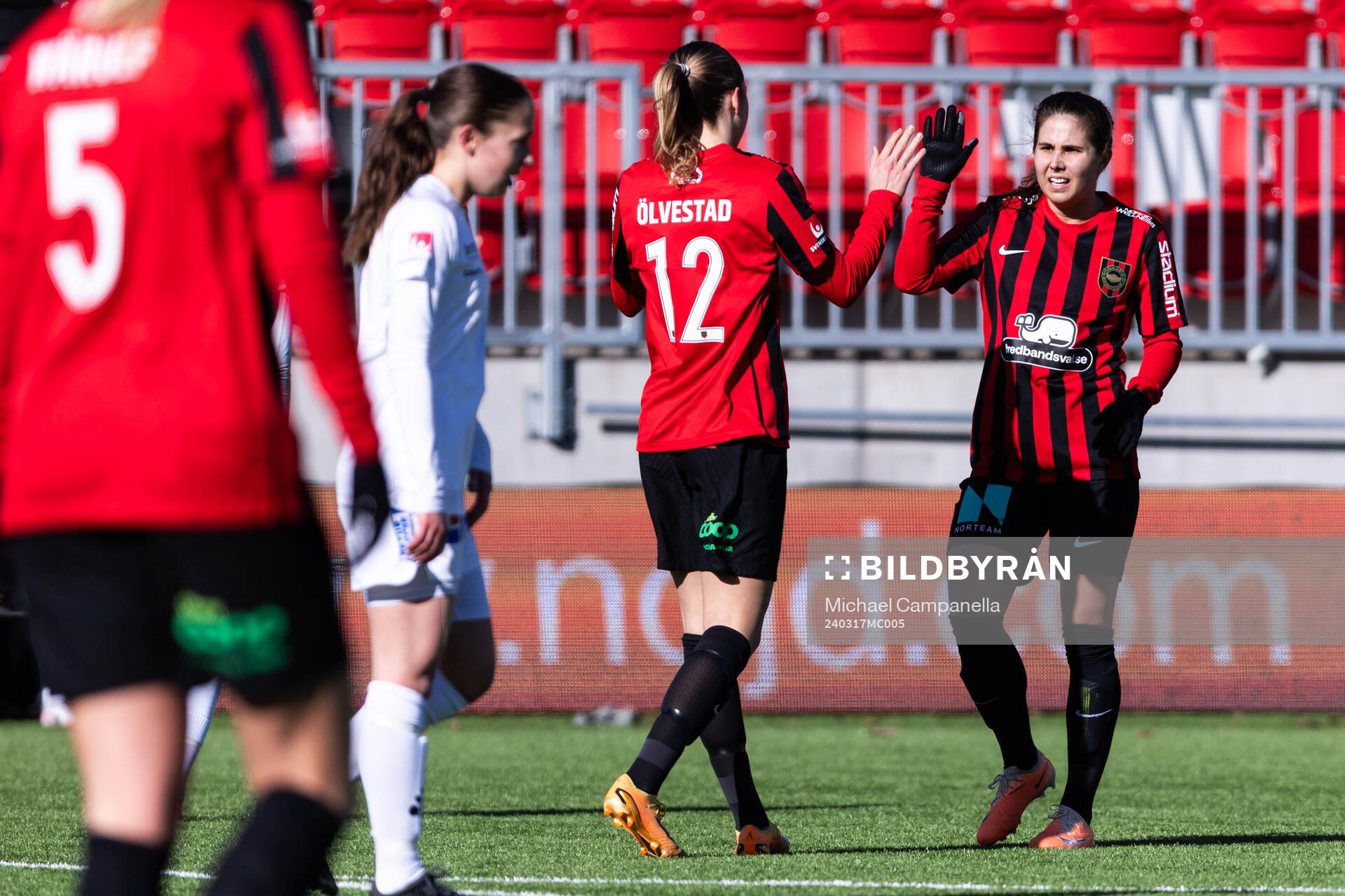 Brommapojkarnas Tuva Ölvestad jublar