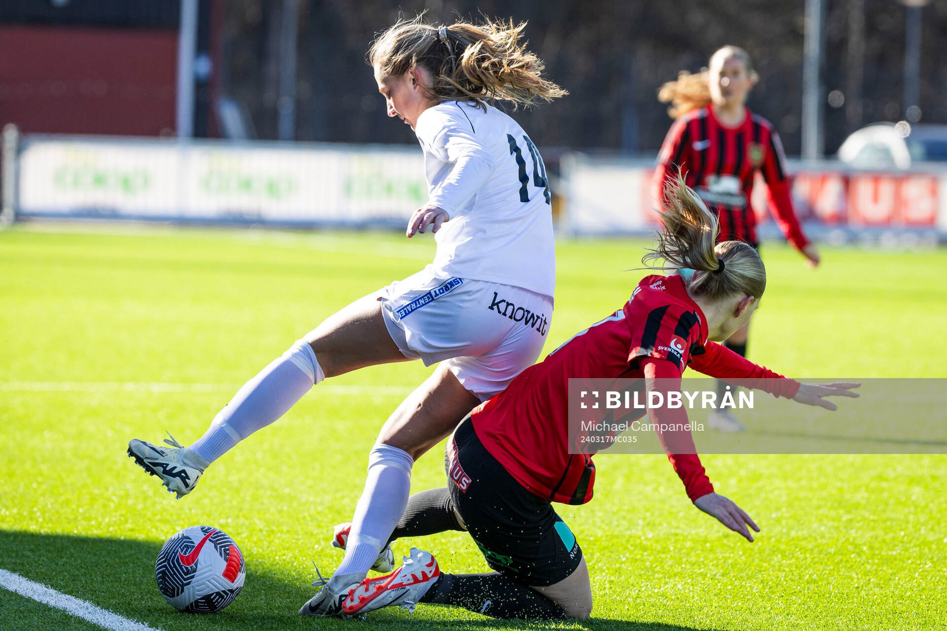 IK Uppsalas Angelina Klingberg och Brommapojkarnas Sara Olai