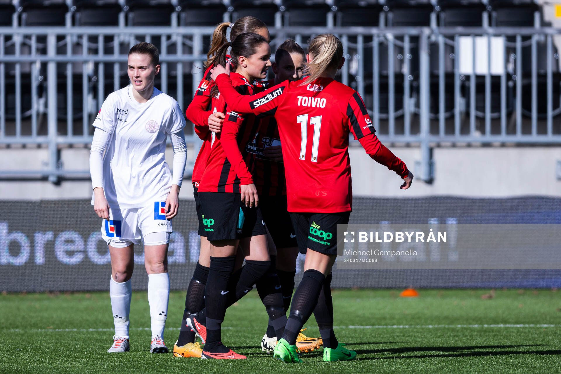 Brommapojkarnas Vera Blom, Ellen Toivio, Tuva Ölvestad