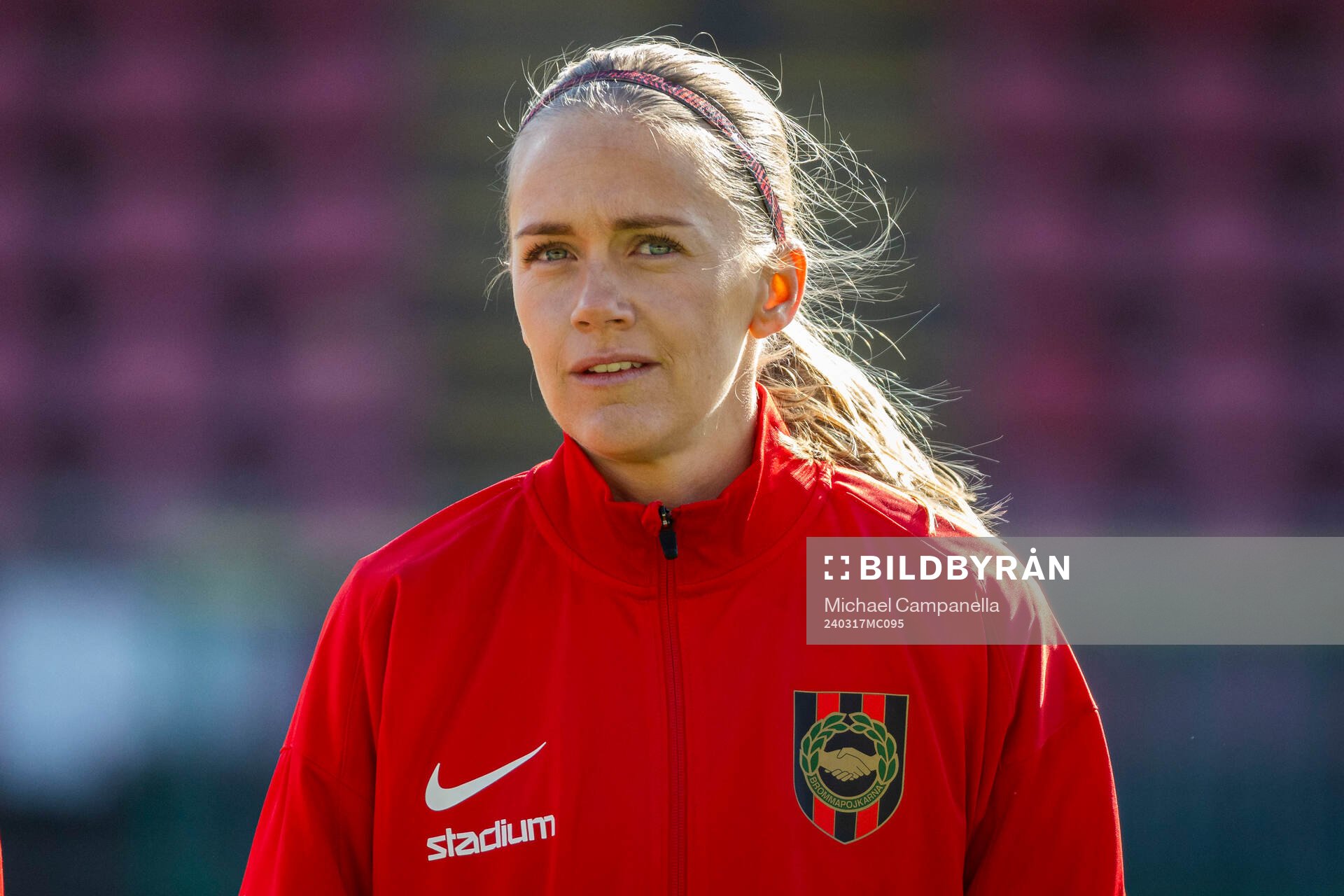Brommapojkarnas Elsa Karlsson under fotbollsmatchen i Svenska Cupen mellan Brommapojkarna och IK Uppsala den 17 mars 2024 i Stockholm. 