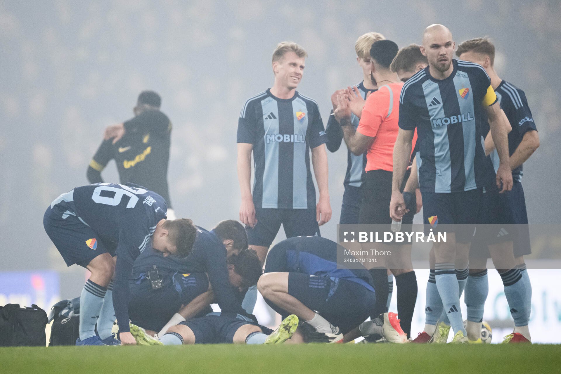 Djurgårdens Oskar Fallenius har ont