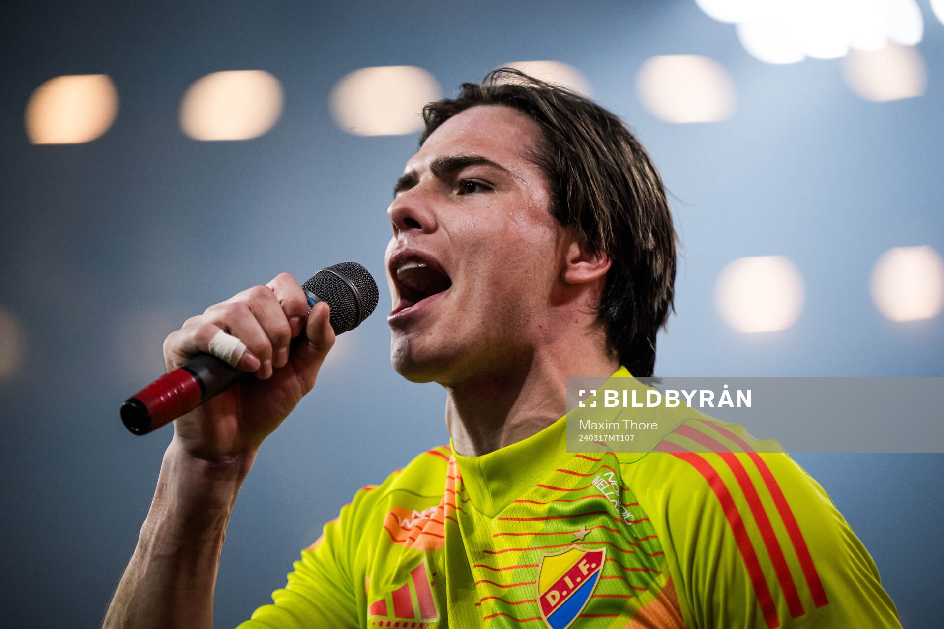 Djurgårdens målvakt Jacob Widell Zetterström jublar