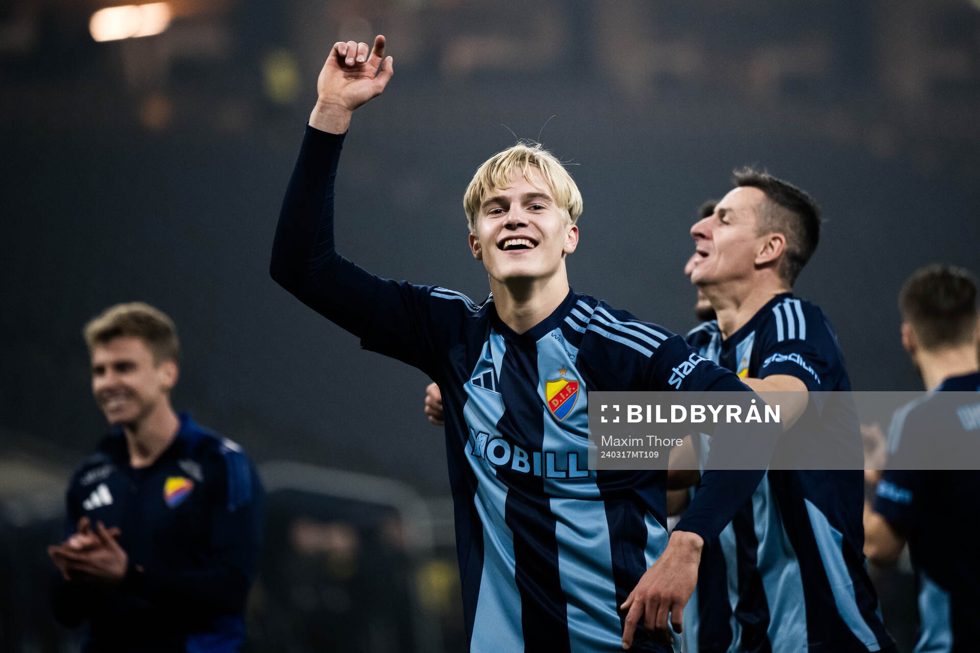Djurgårdens Lucas Bergvall jublar