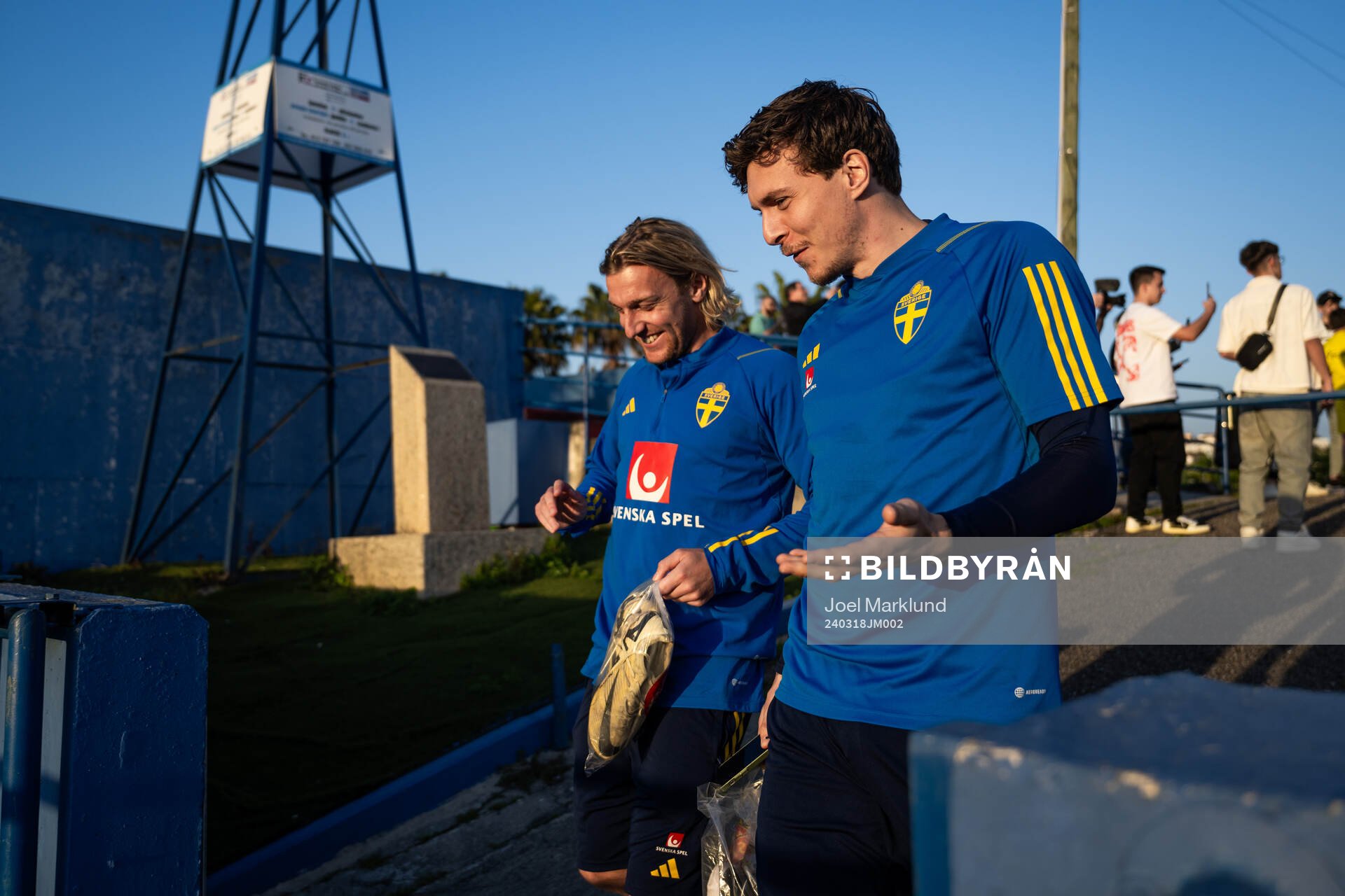 Emil Forsberg and Victor Nilsson Lindelöf of the Swedish