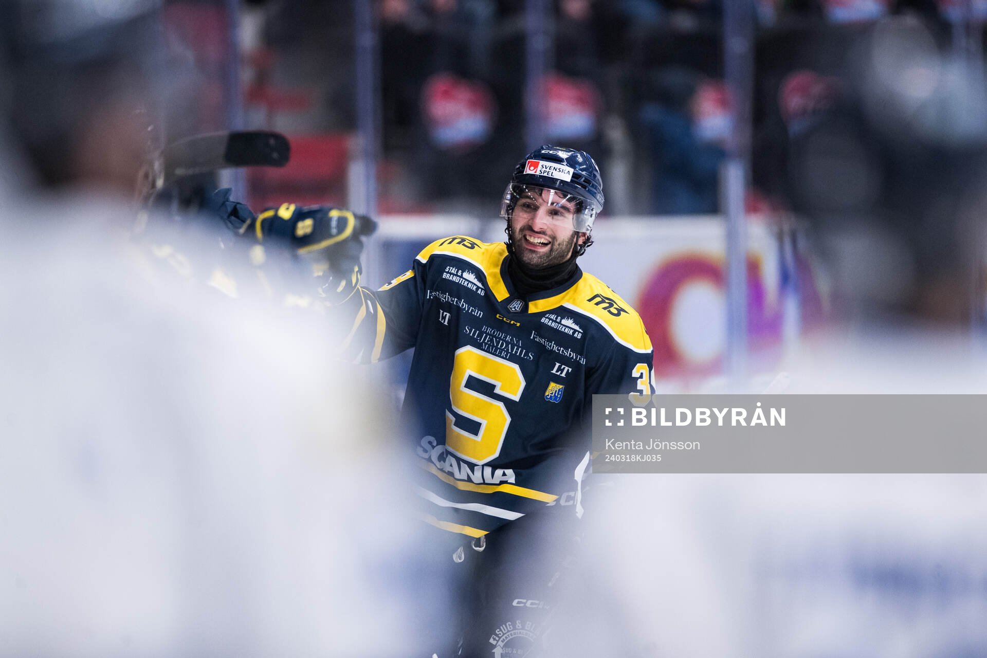 Södertäljes Stelio Mattheos jublar