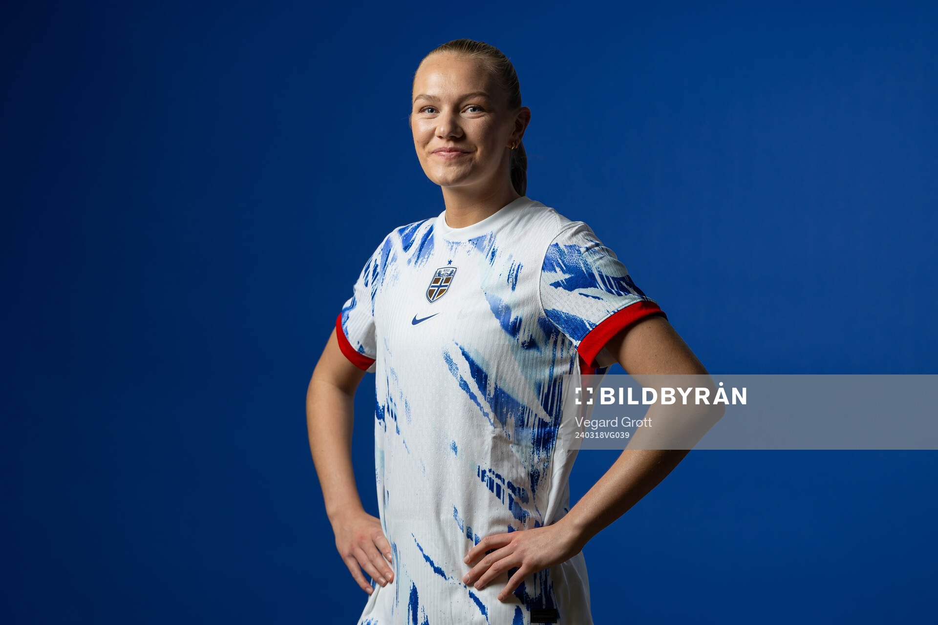 Frida Maanum of the Norwegian national football team poses