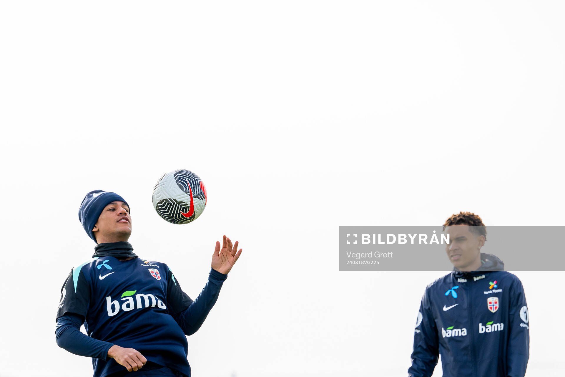 Oscar Bobb and Antonio Nusa of the Norwegian national football team during a training session on March 18, 2024 in Lillestrøm. 