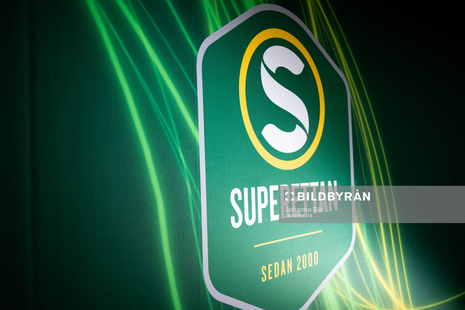 Superettans logotyp