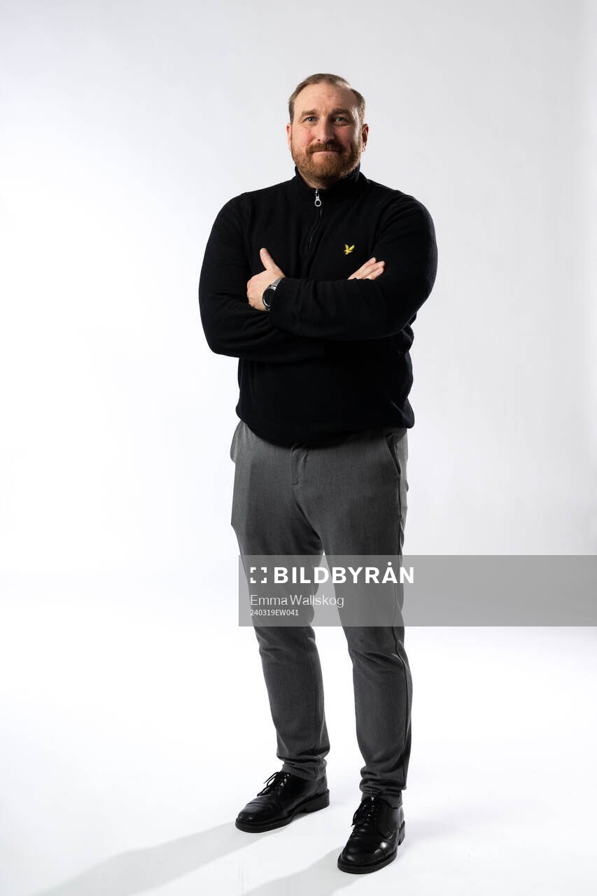 Mikael Bengtsson, Gefle, poserar för ett porträtt under superettans upptaktsträff den 19 mars 2024 i Stockholm. 