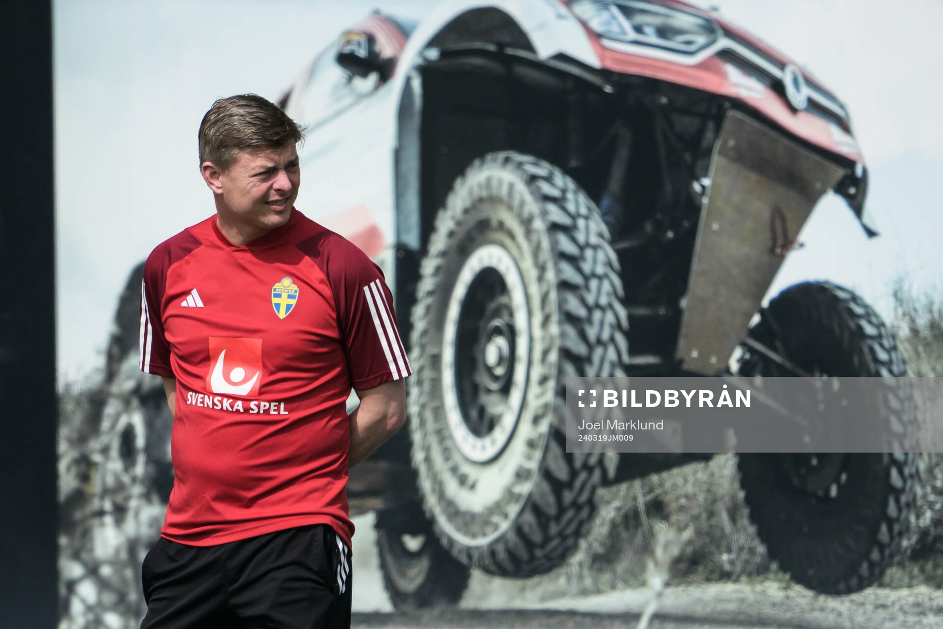 Head coach Jon Dahl Tomasson of the Swedish men's national