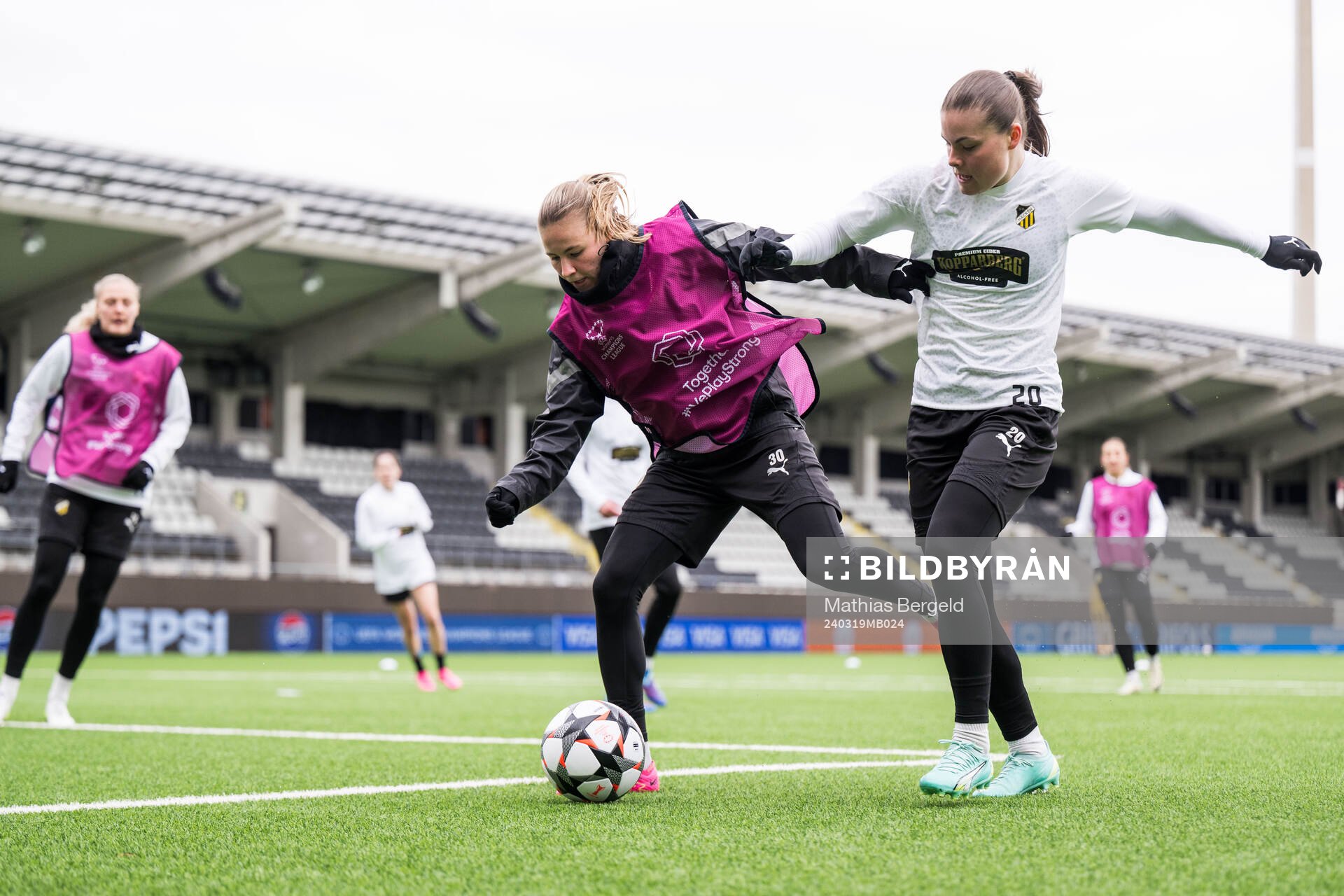 Katariina Kosola and Hanna Wijk of Häcken