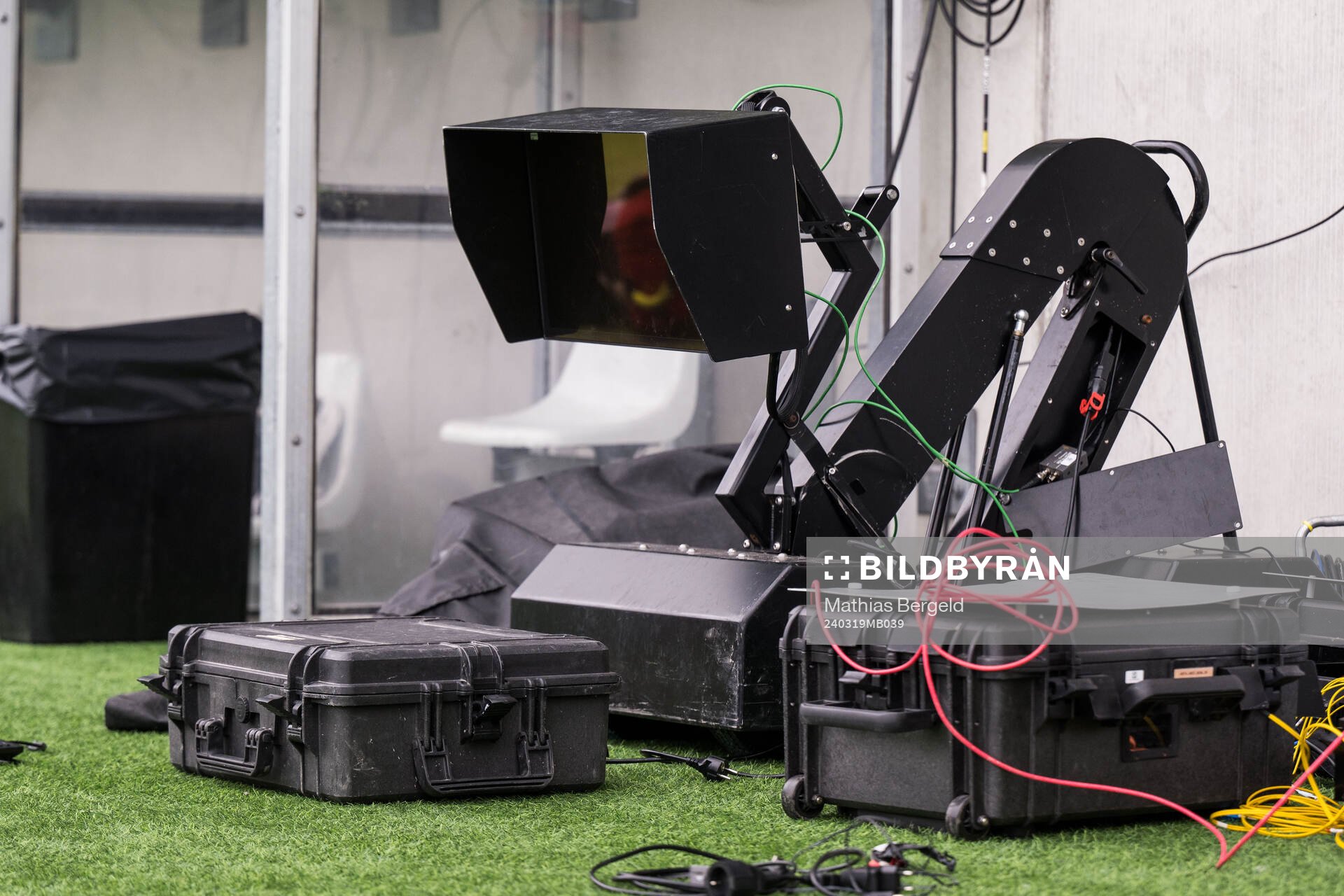 VAR equipment