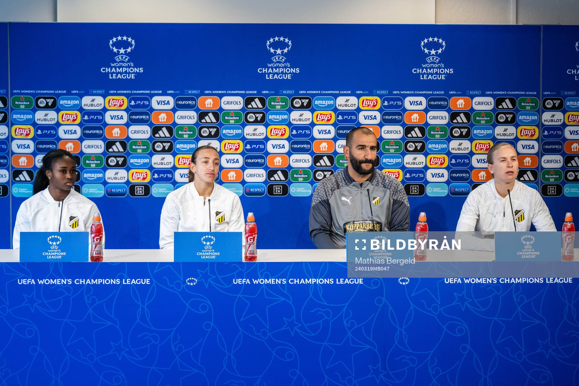 Monica Jusu Bah, Rusul Rosa Kafaji, head coach Mak Lind and