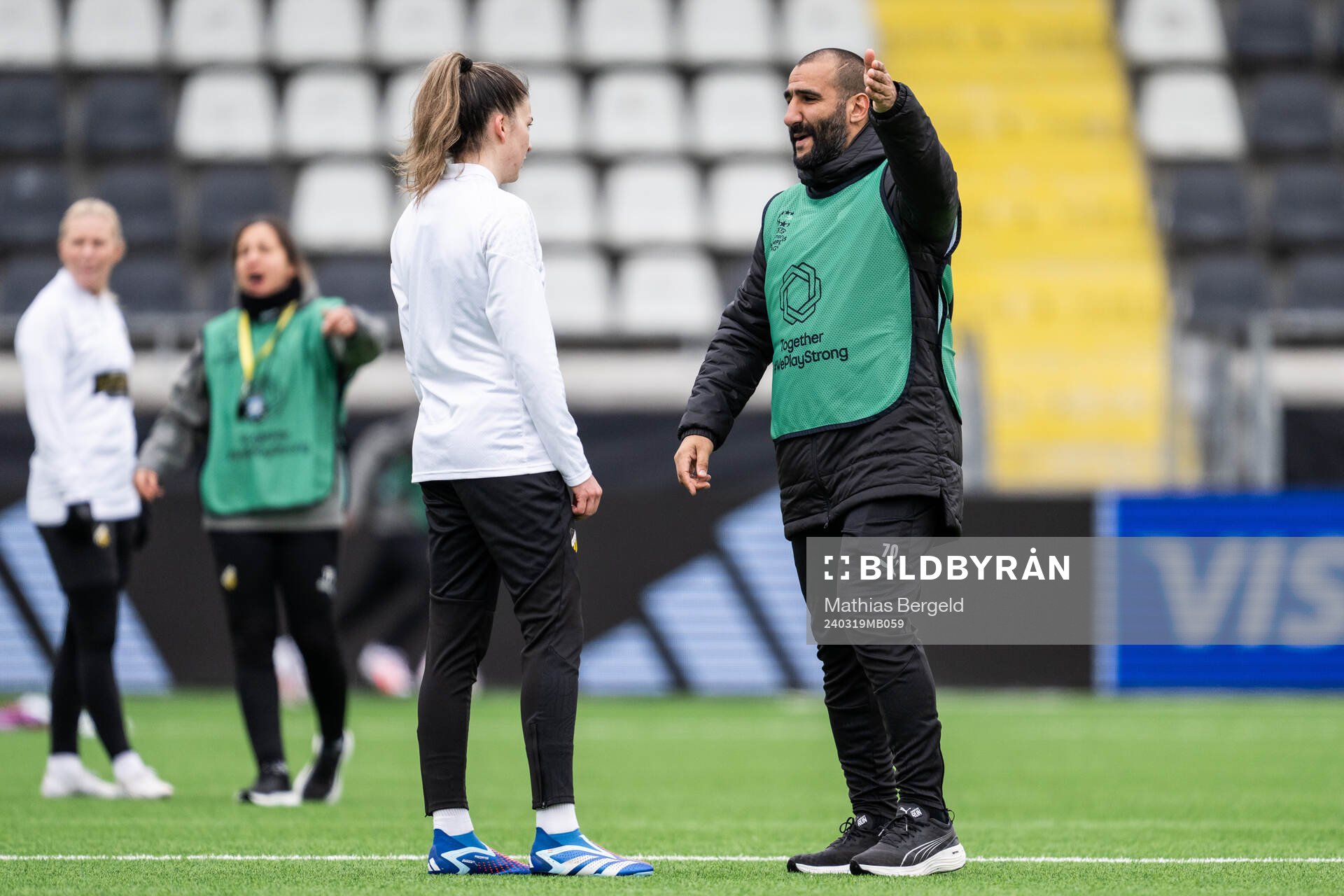 Anna Csiki and head coach Mak Lind of Häcken