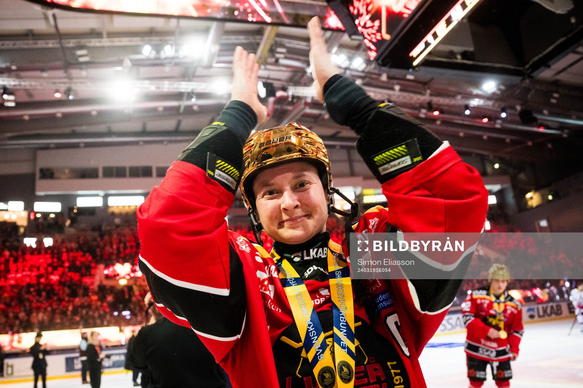 Luleås Jenni Hiirikoski jublar
