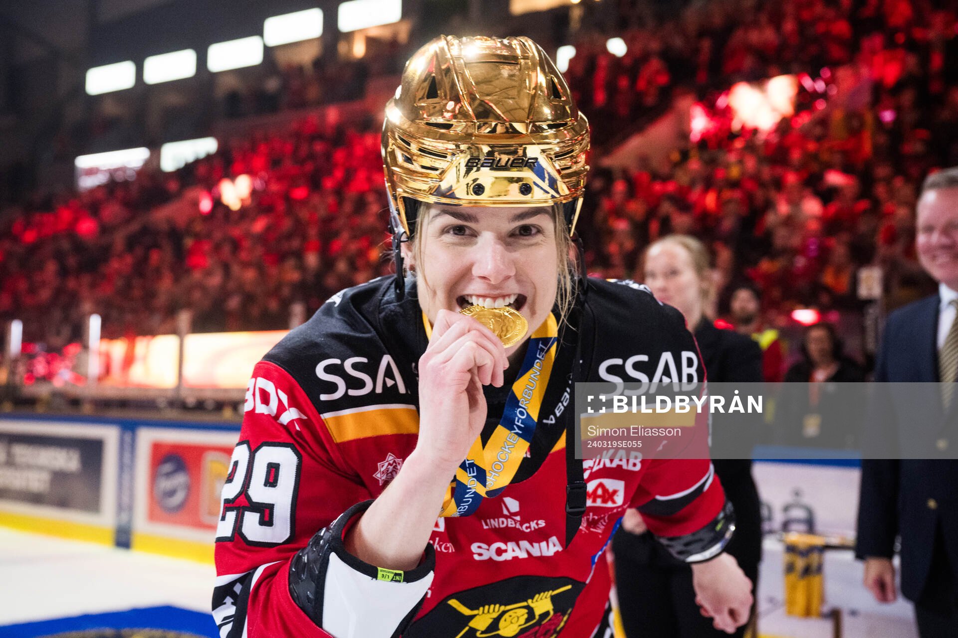 Luleås Emma Nordin jublar