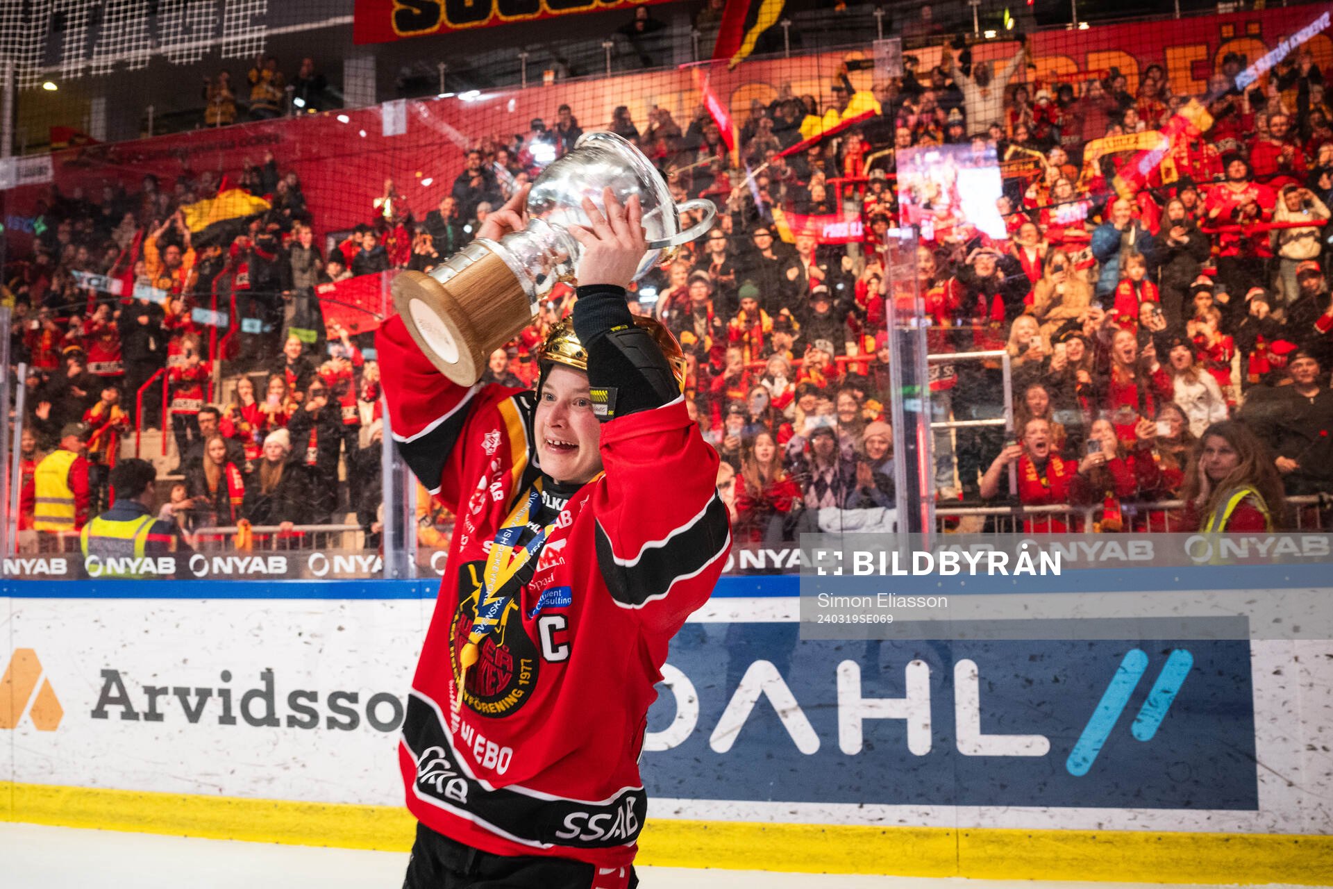 Luleås Jenni Hiirikoski jublar