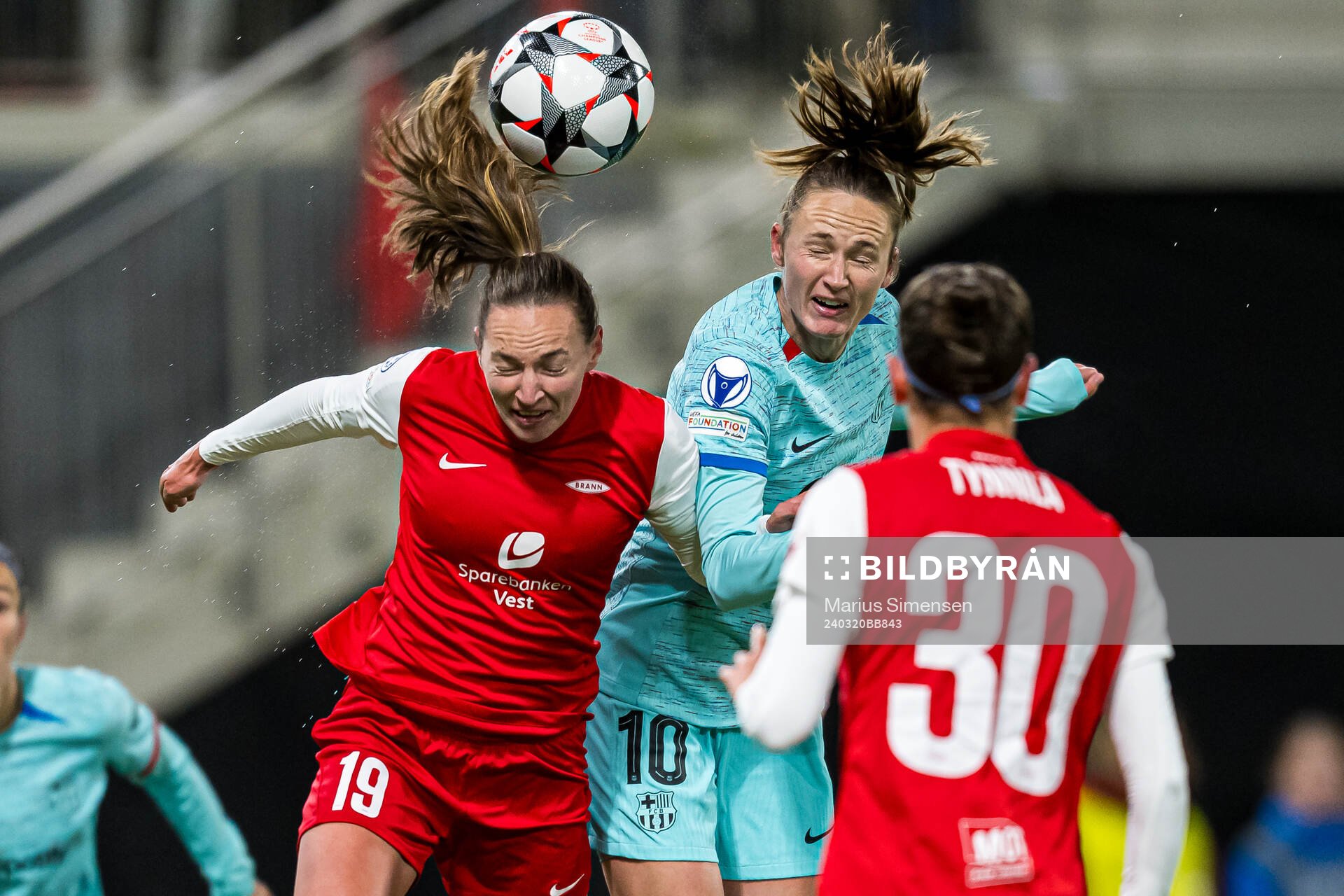 Marit Bratberg Lund of Brann and Caroline Graham Hansen of