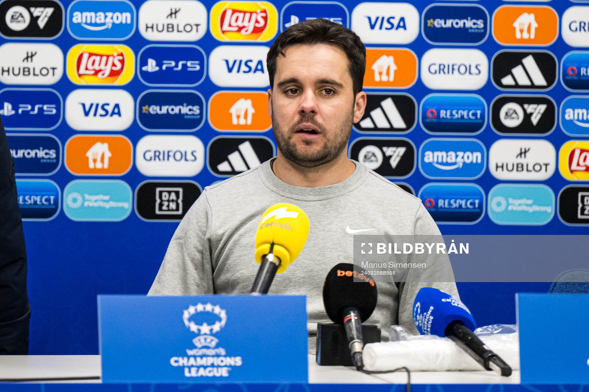 Jonatan Giráldez, head coach fo Barcelona