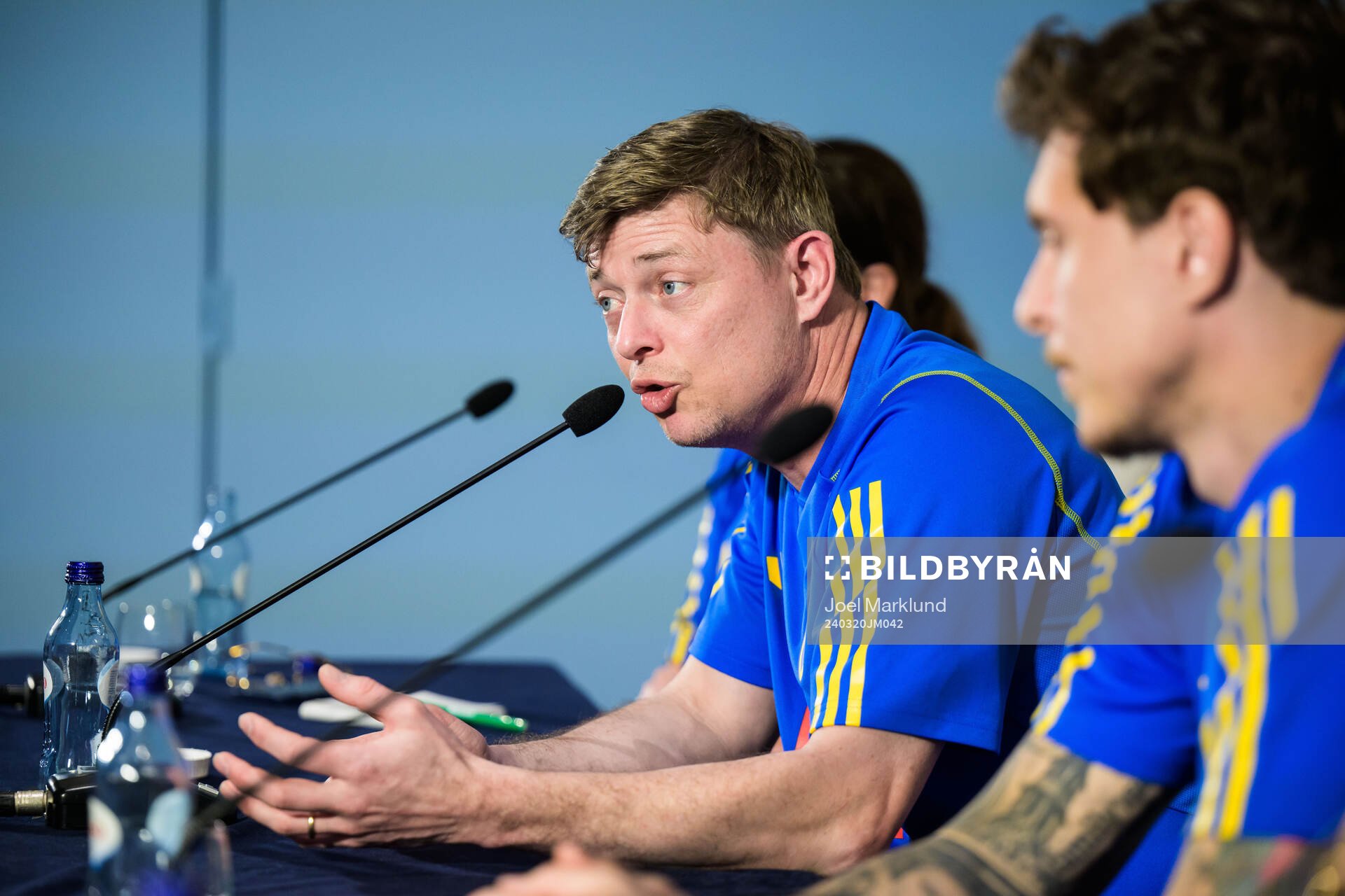 Head coach Jon Dahl Tomasson of the Swedish men's national