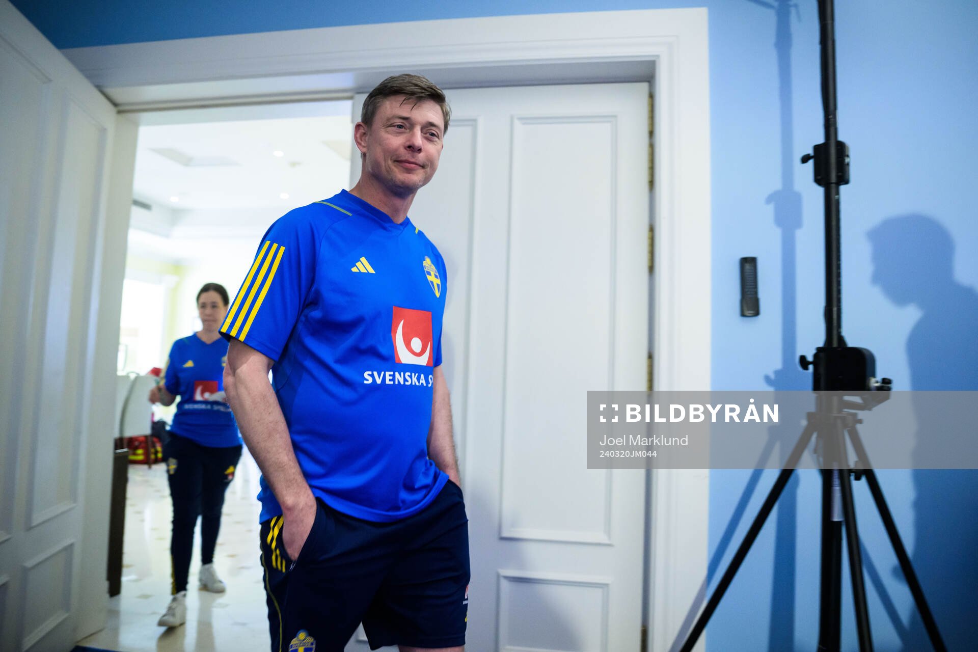 Head coach Jon Dahl Tomasson of the Swedish men's national