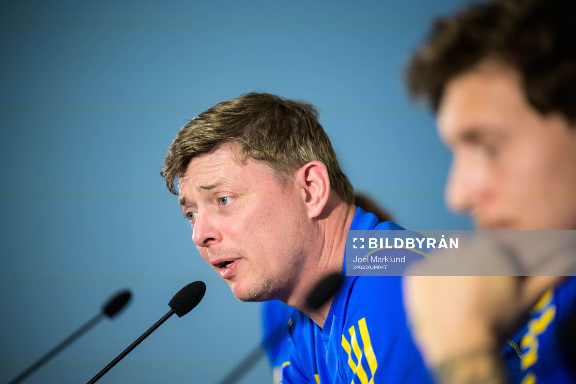 Head coach Jon Dahl Tomasson of the Swedish men's national