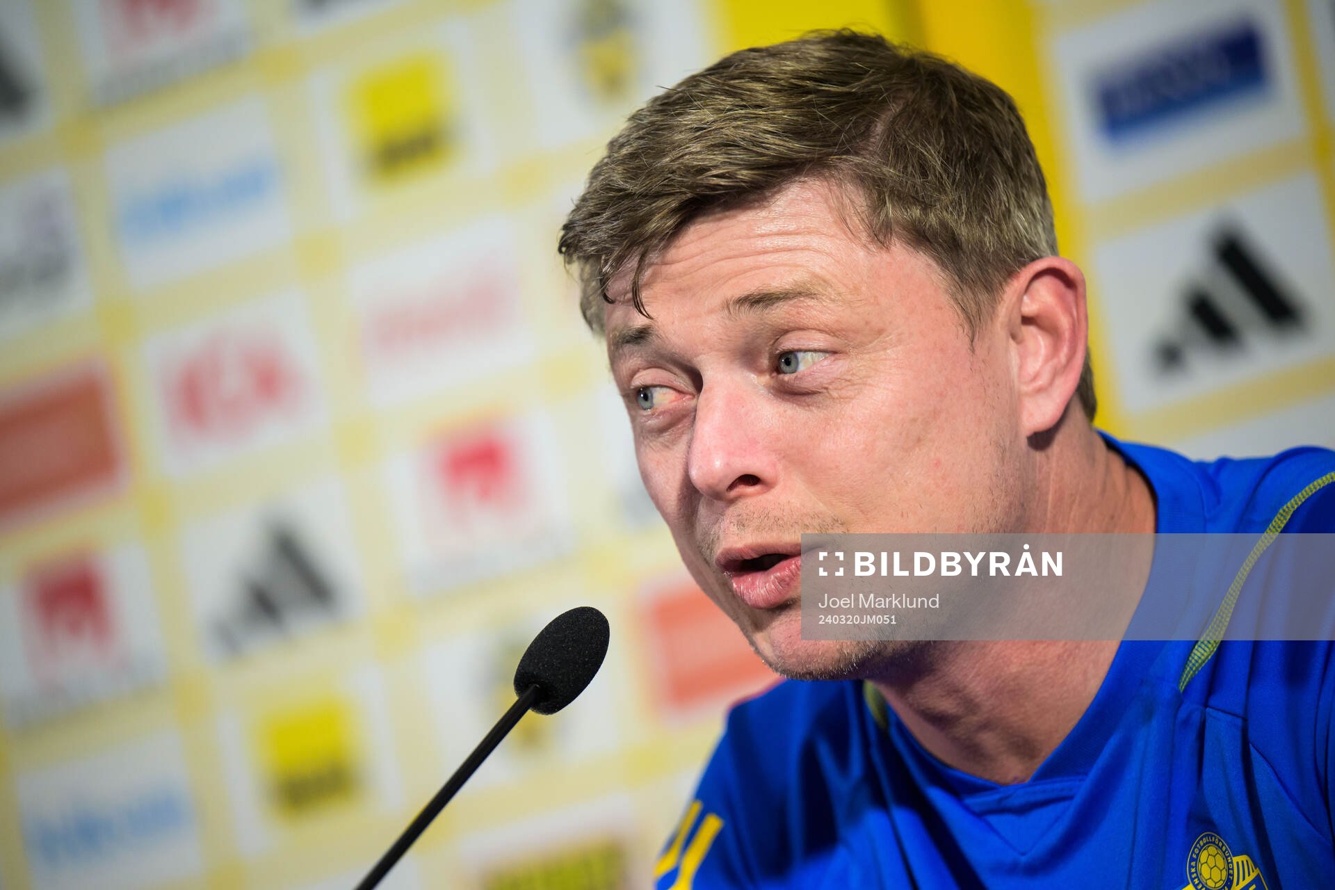 Head coach Jon Dahl Tomasson of the Swedish men's national