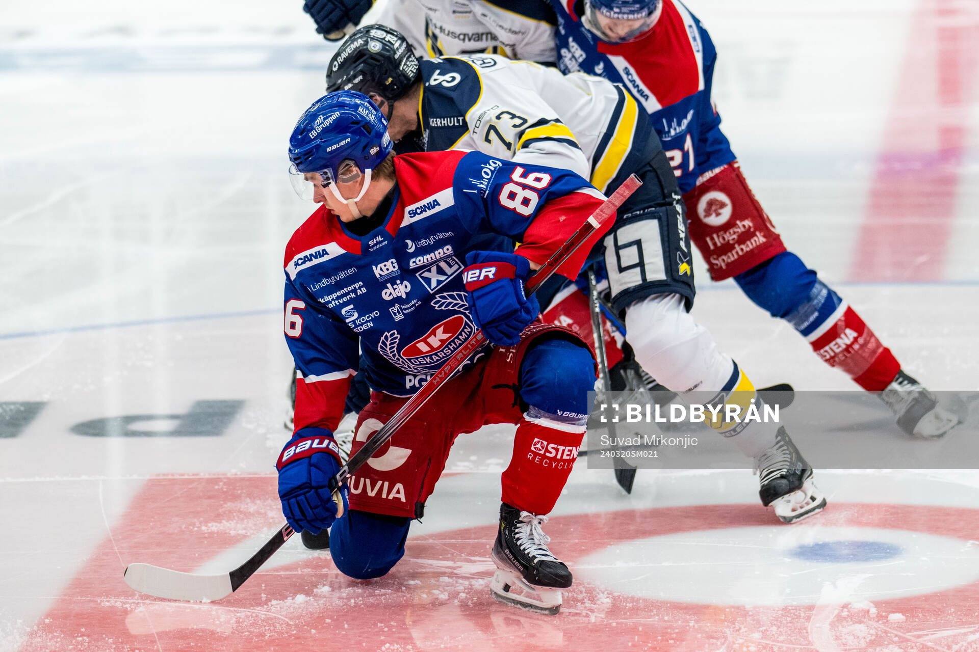 Oskarshamns Lukas Jasek och HV71s Nick Shore