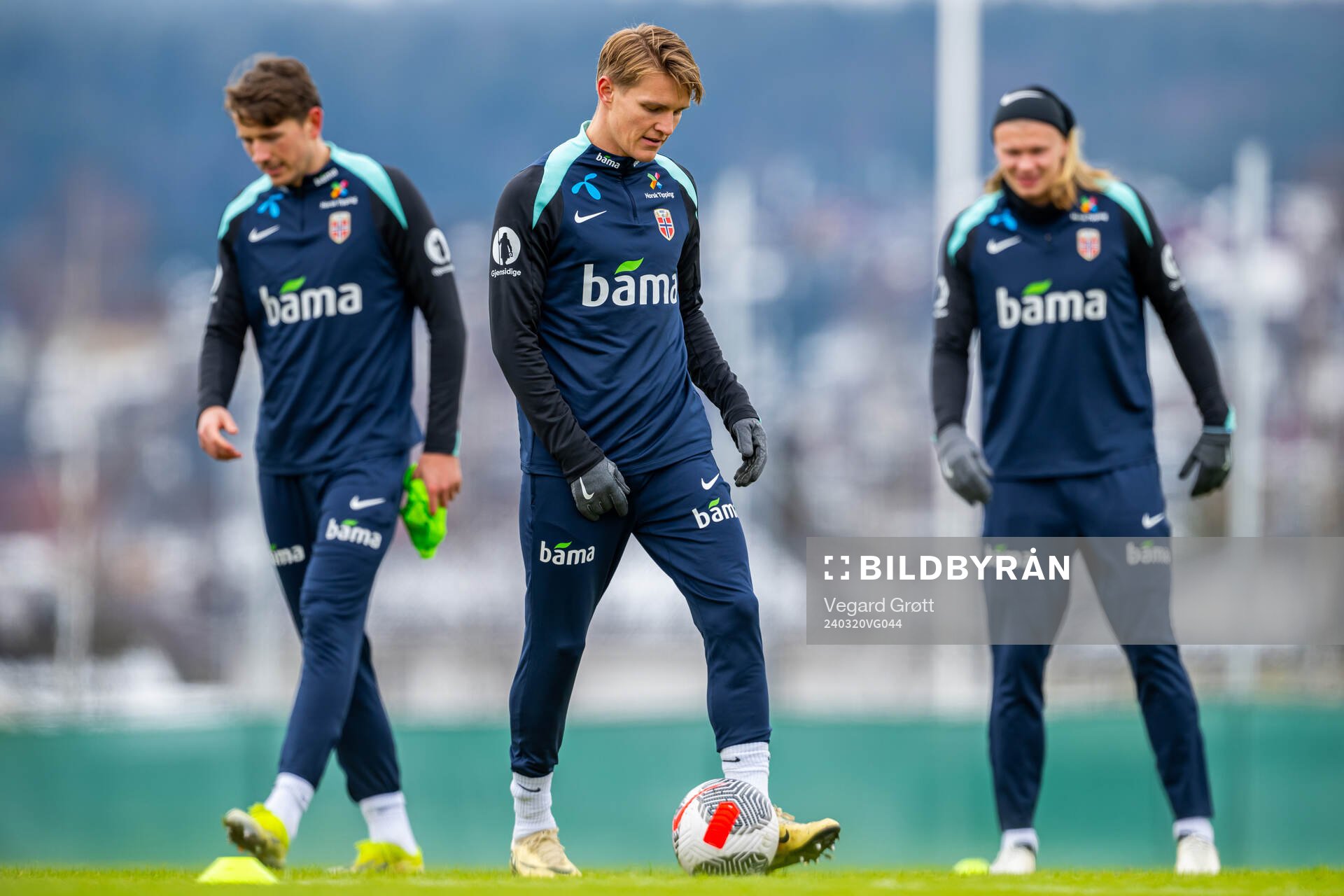 Sander Berge, Martin Ødegaard and Erling Braut Haaland of