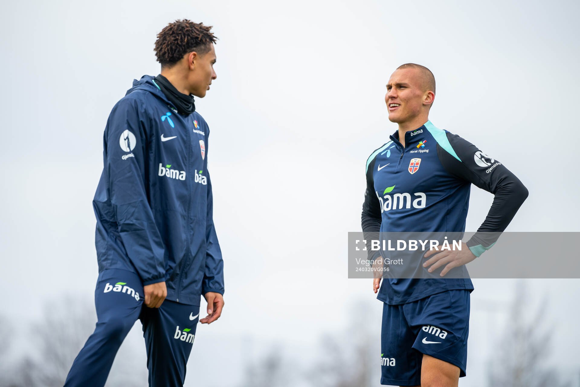 Antonio Nusa and Leo Skiri Østigård of the Norwegian national football team during a training session on March 20, 2024 in Lillestrøm.