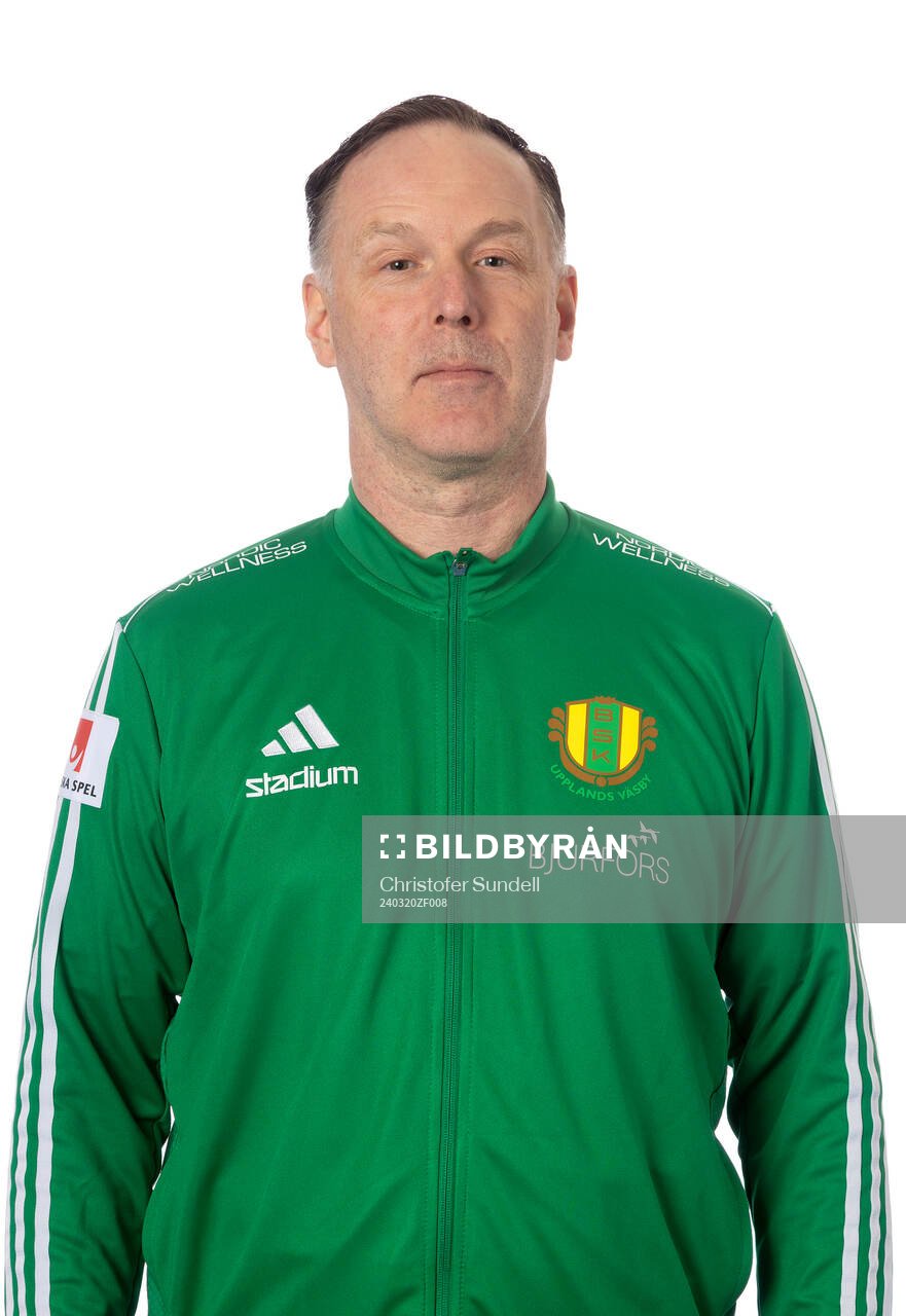 Bollstanäs Målvaktstränare Mikael Svensson poserar för ett porträtt den 20 mars 2024 i Bollstanäs.