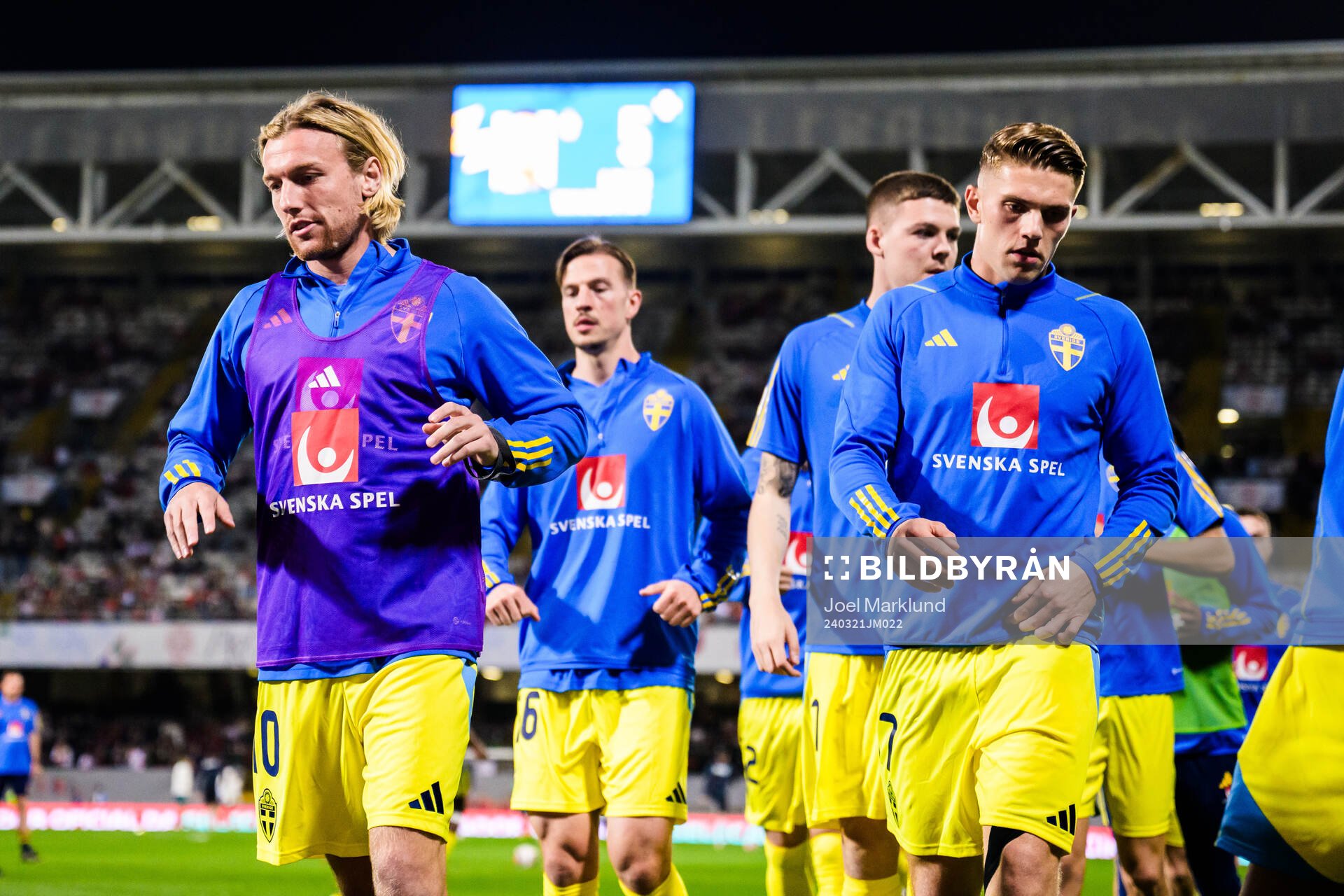 Emil Forsberg and Viktor Gyökeres of Sweden