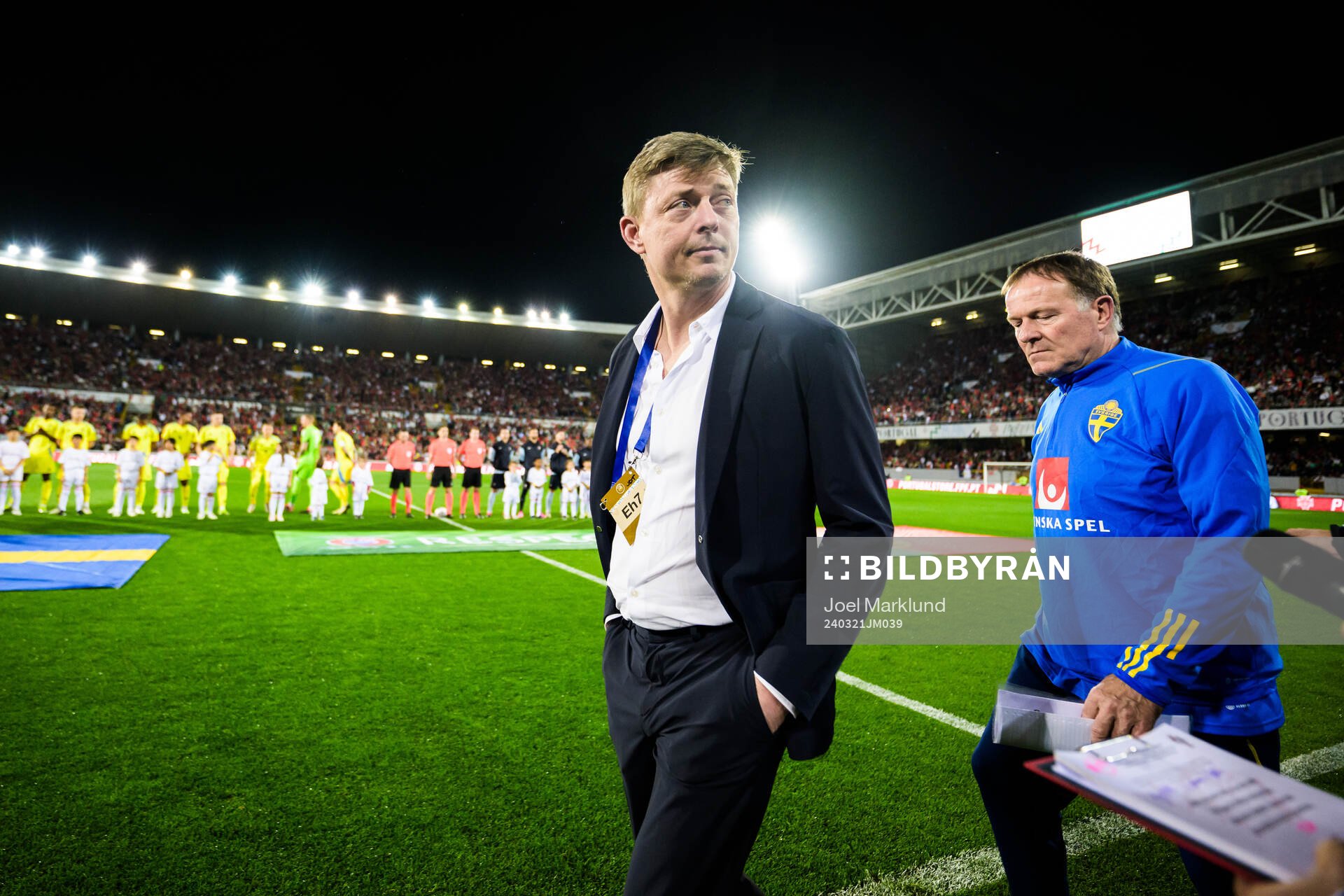 Head coach Jon Dahl Tomasson and assistant coach Remy