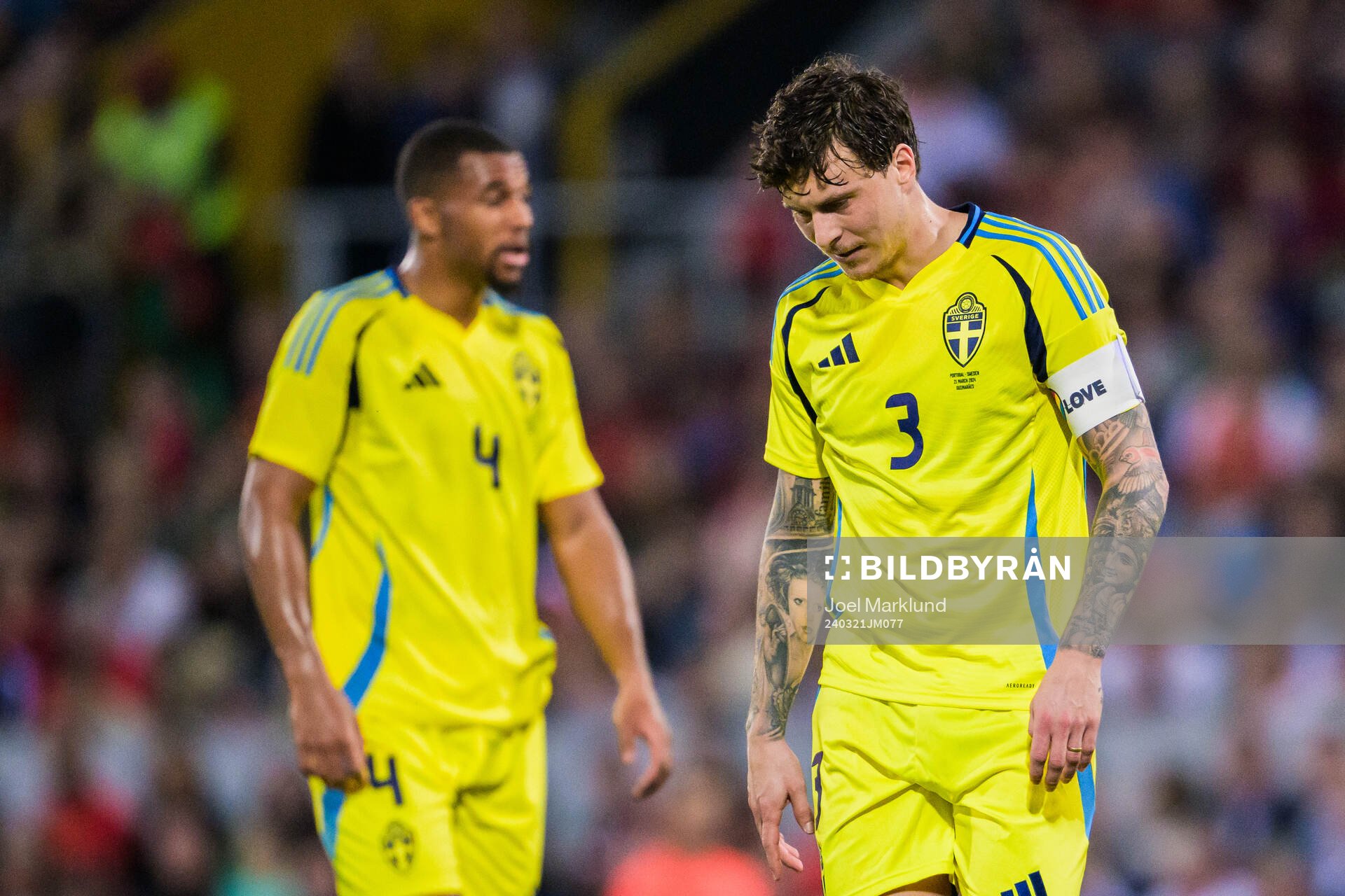 Victor Nilsson Lindelöf of Sweden looks dejected