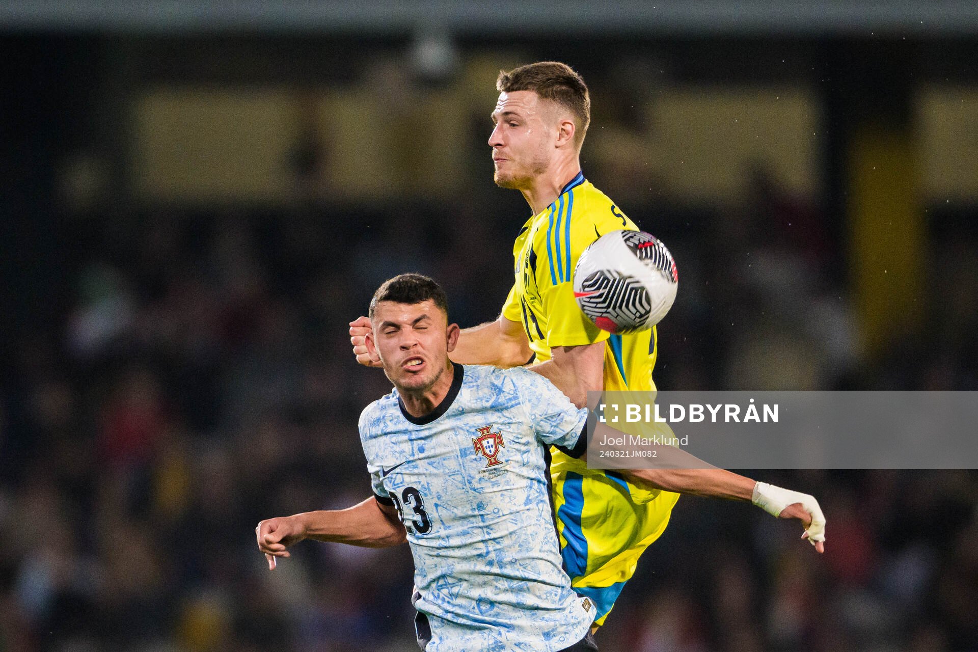 Matheus Nunes of Portugal and Mattias Svanberg of Sweden