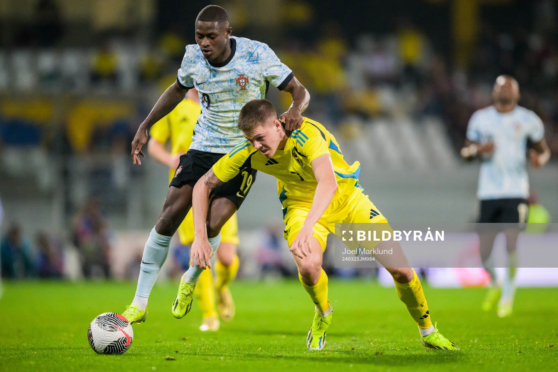 Emil Holm of Sweden and Nuno Mendes of Portugal