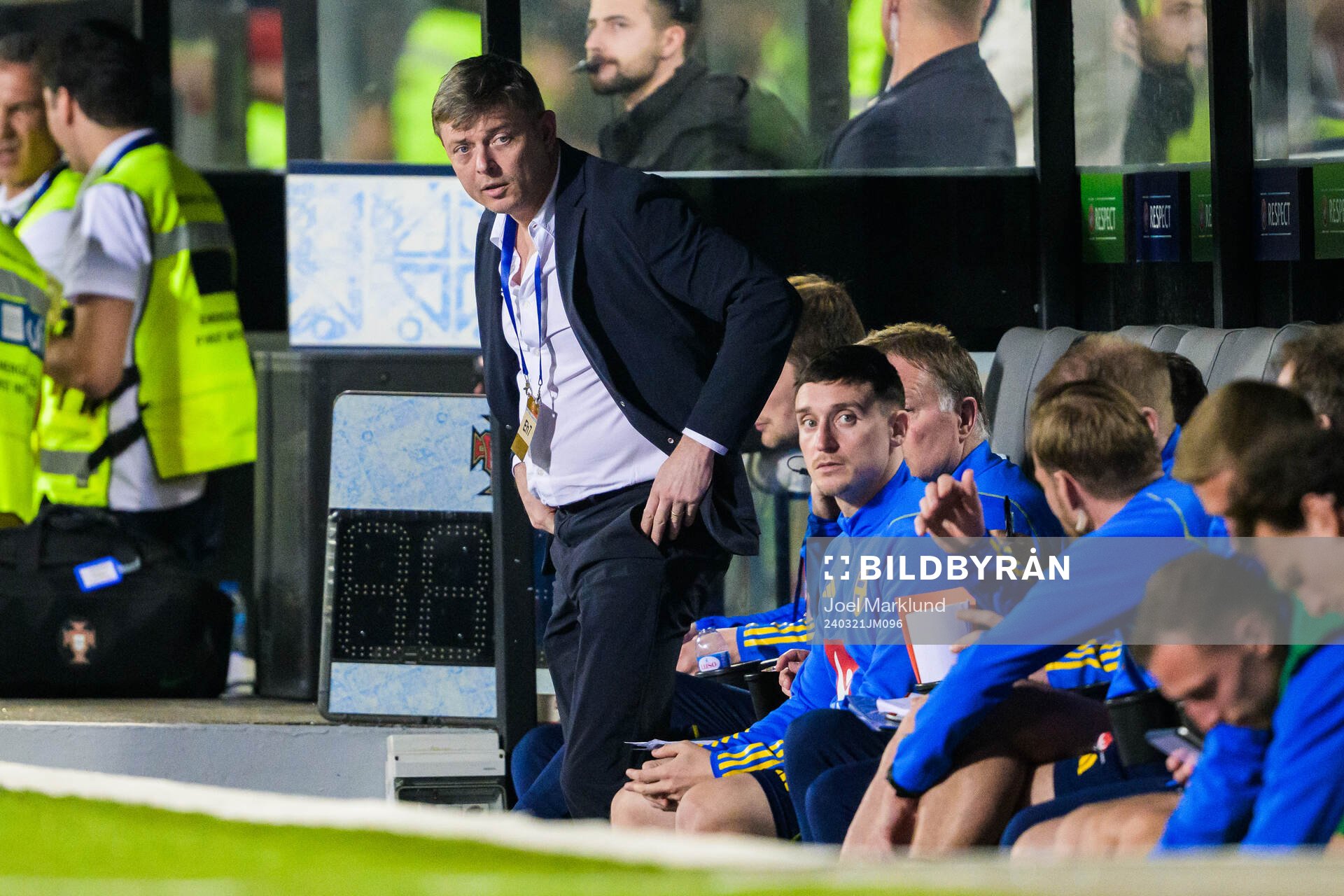 Head coach Jon Dahl Tomasson of Sweden