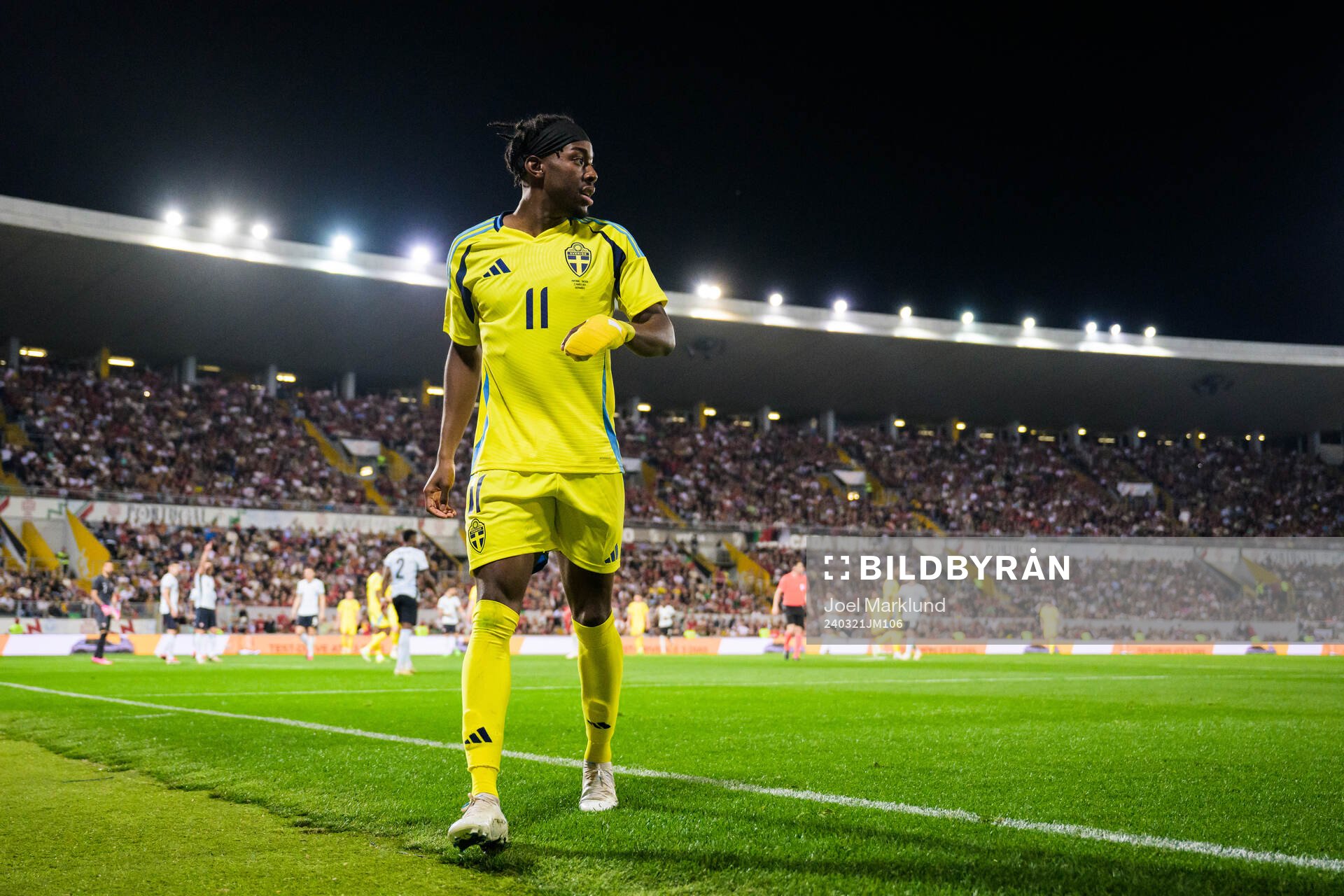 Anthony Elanga of Sweden