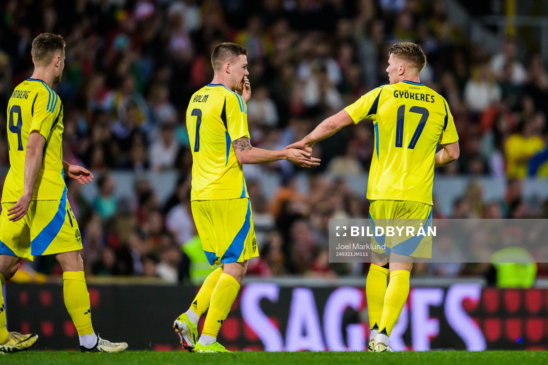 Emil Holm and Viktor Gyökeres of Sweden celebrate the 4-1