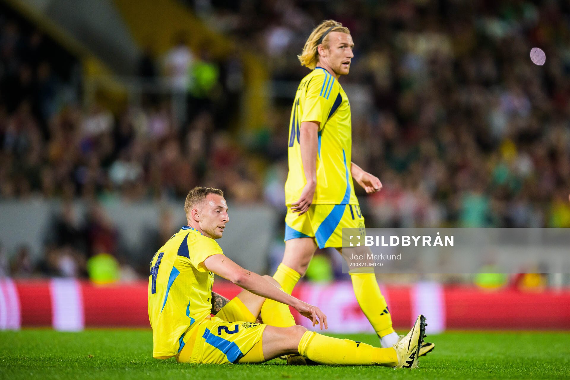 Gustaf Nilsson and Emil Forsberg of Sweden