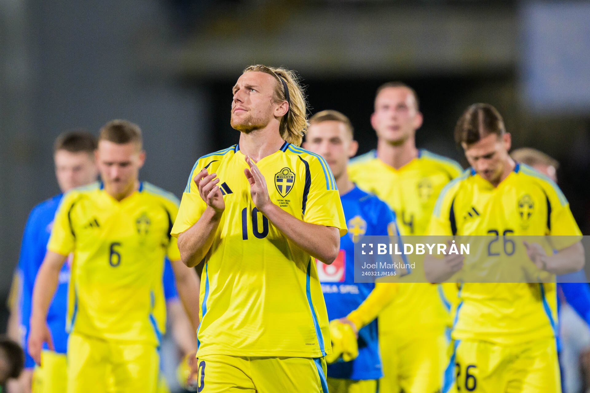 Emil Forsberg of Sweden looks dejected