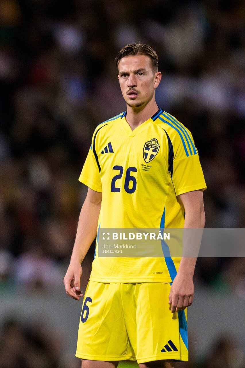 Simon Olsson of Sweden