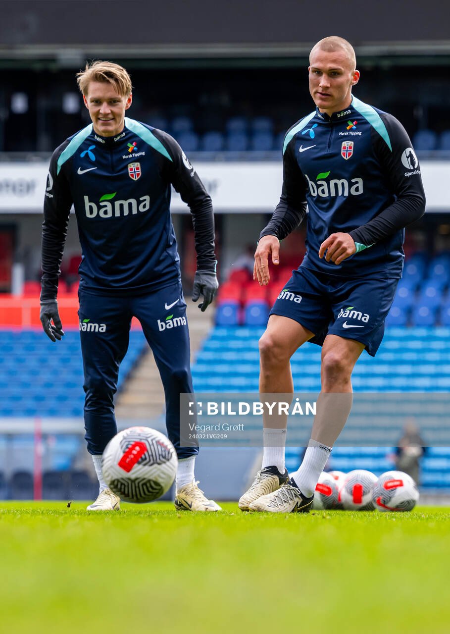 Martin Ødegaard and Leo Skiri Østigård of the Norwegian