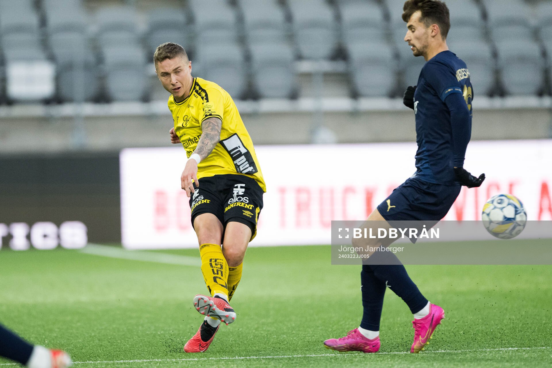 Elfsborgs Sebastian Holmén och Halmstads Rasmus
